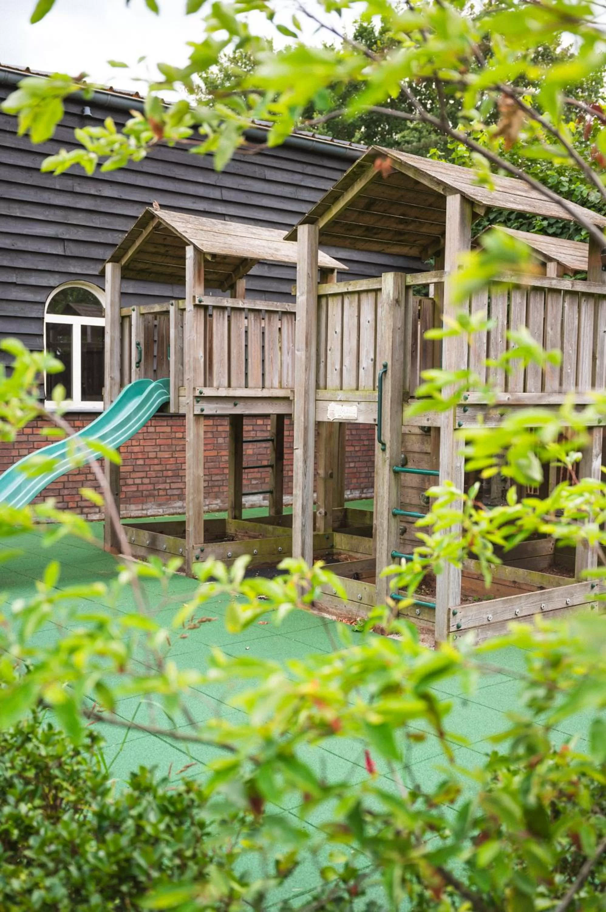 Children play ground, Children's Play Area in Hotel-Herberg D'n Dries