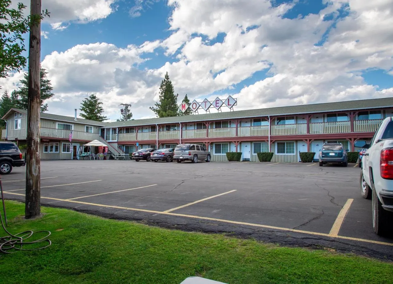 Property building in Swiss Holiday Lodge