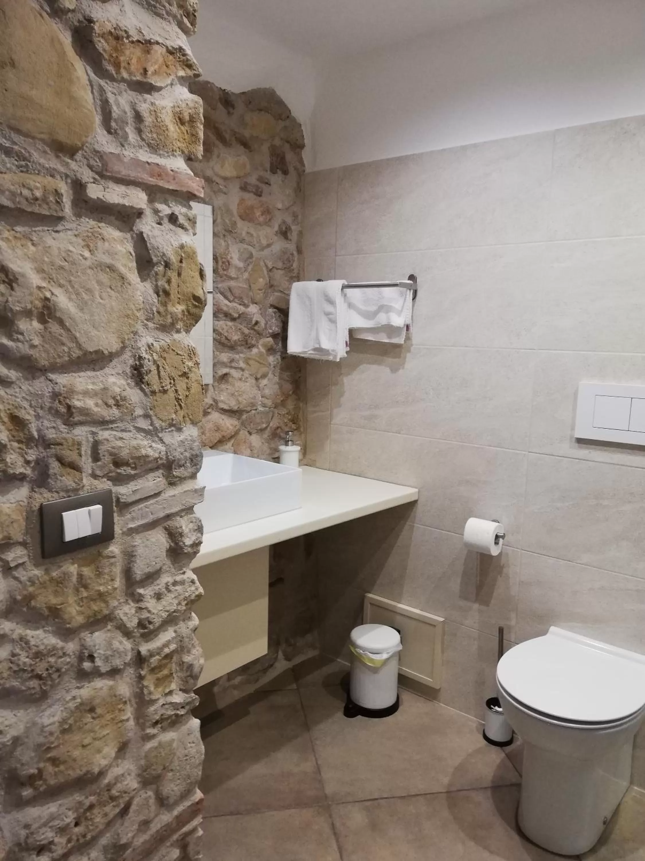 Toilet in B&B Del Borgo