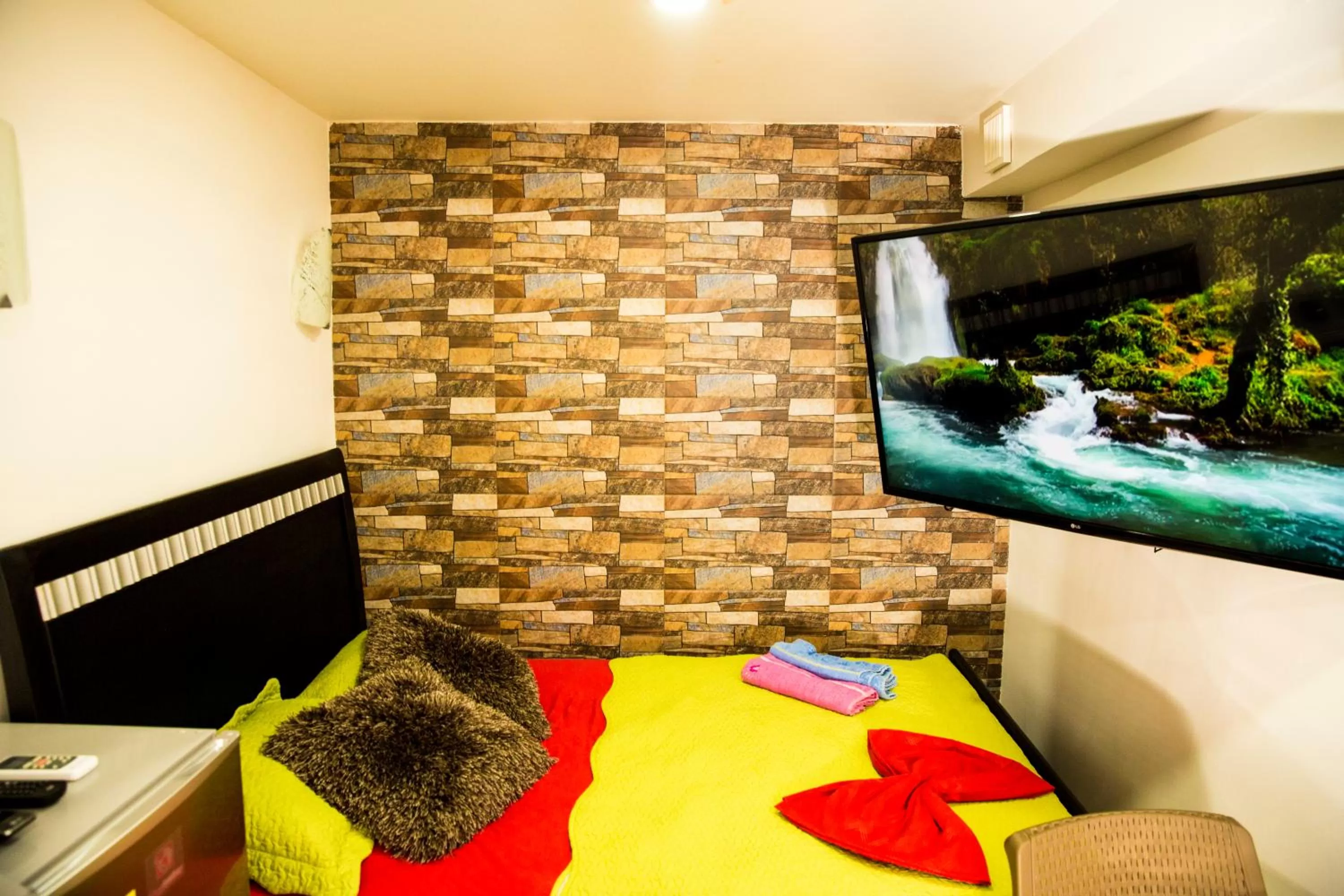 Bed in Hollywood Beach Suite