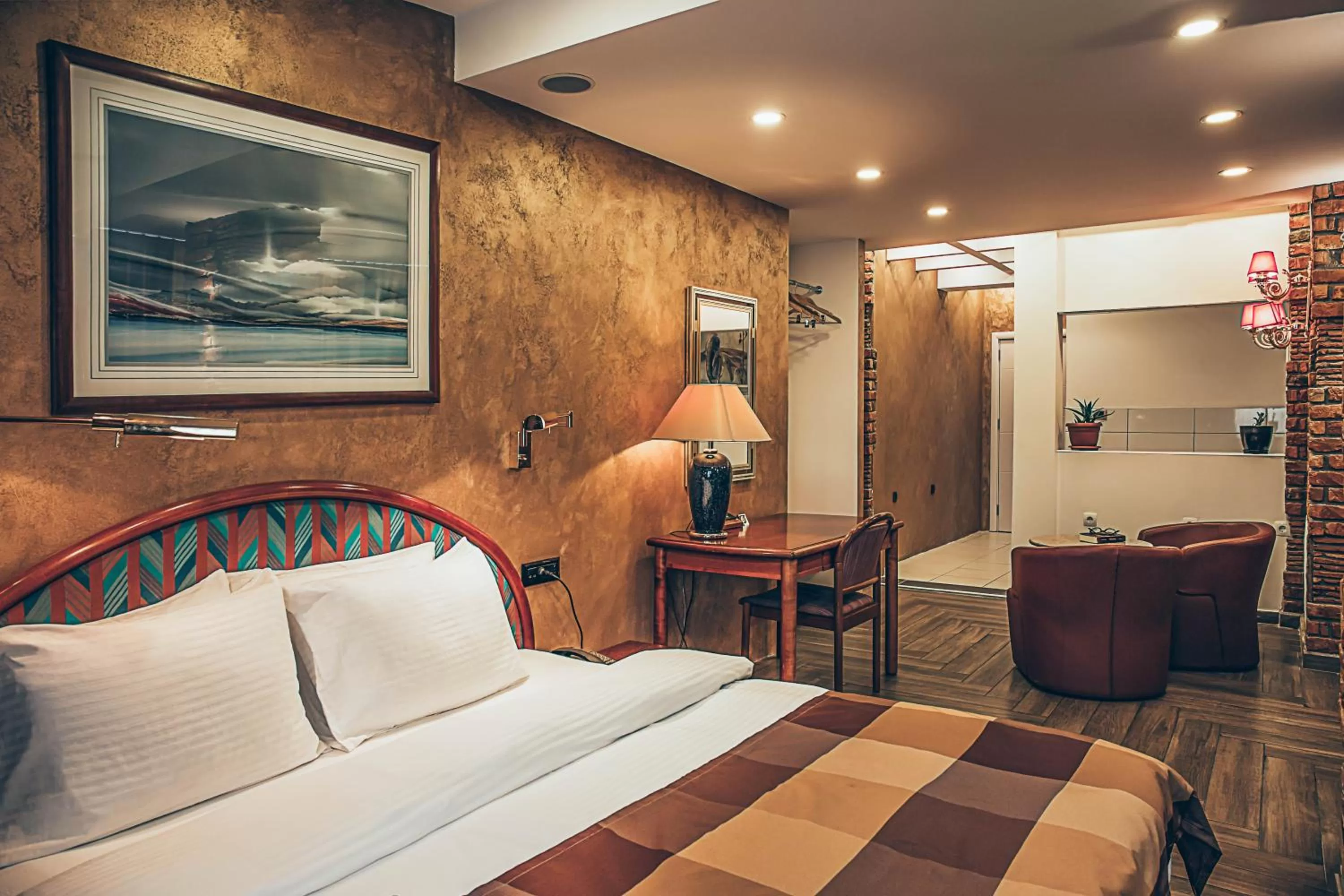 Day in Hotel Super 8