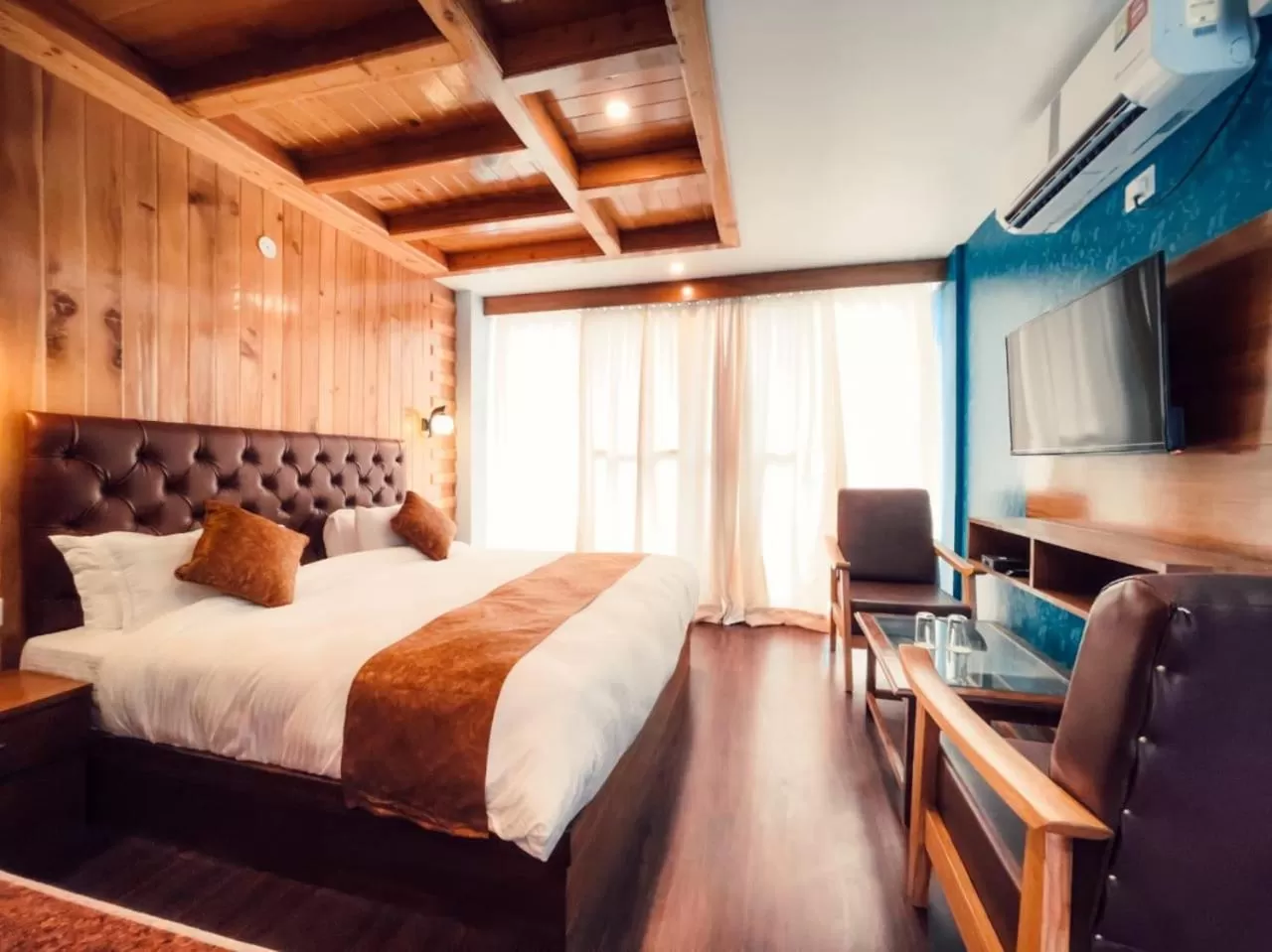 Superior King Room in Manali Urban Resort - Near Mall Road By Vista Hotel & Resorts