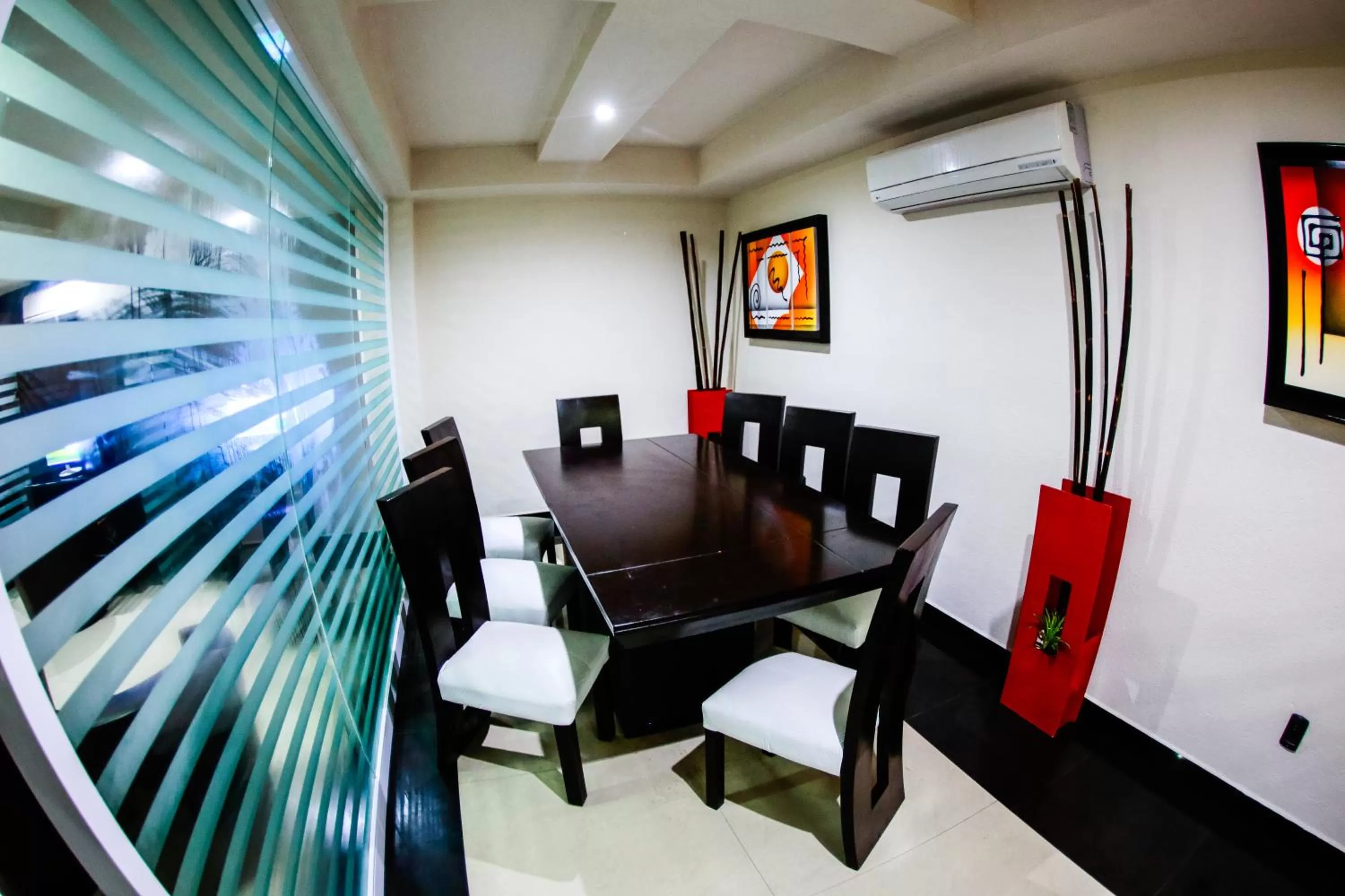 Business facilities in Hotel Portonovo Plaza Malecon
