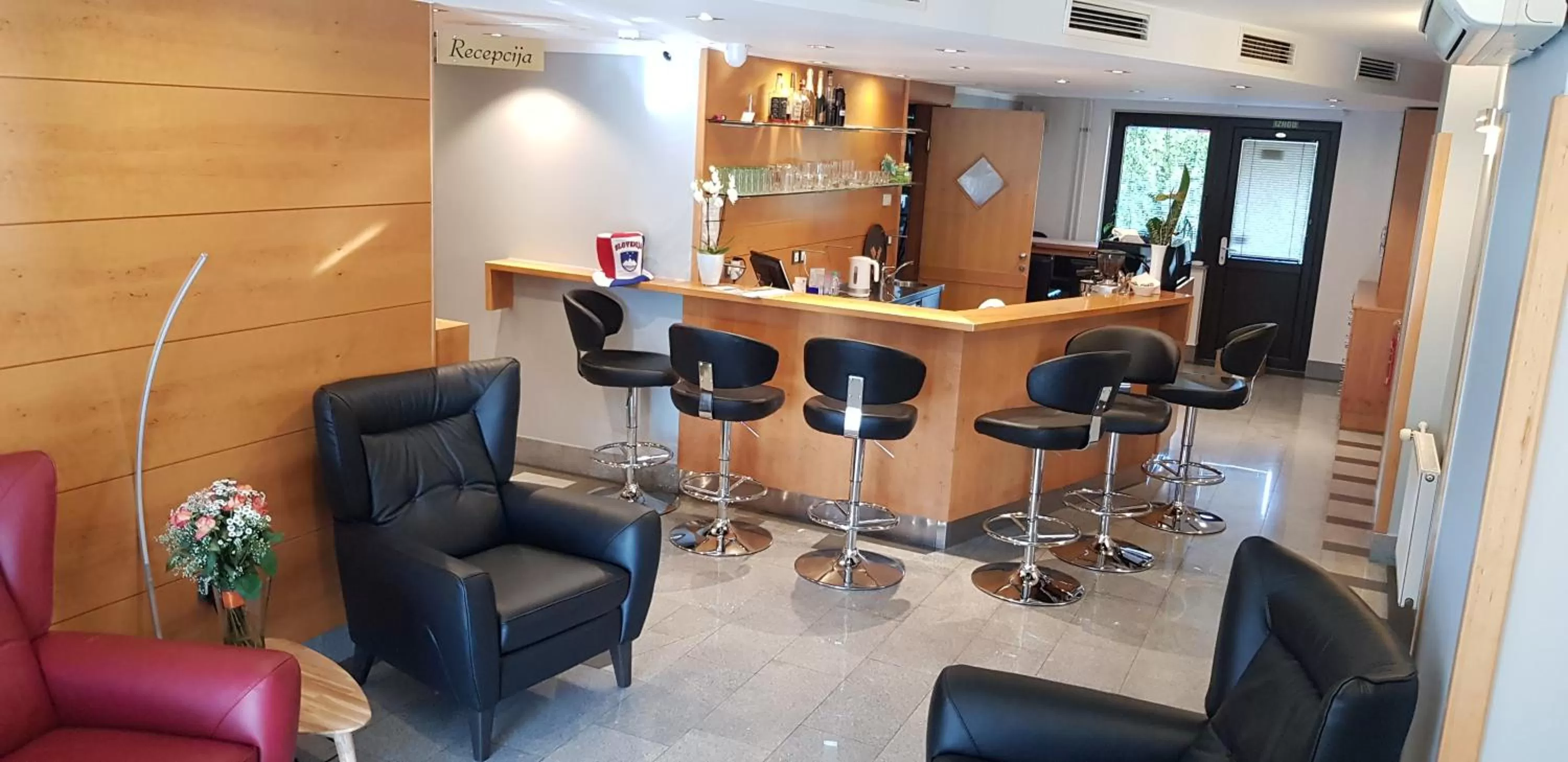 Lounge or bar, Lounge/Bar in Hotel GH Kolinska