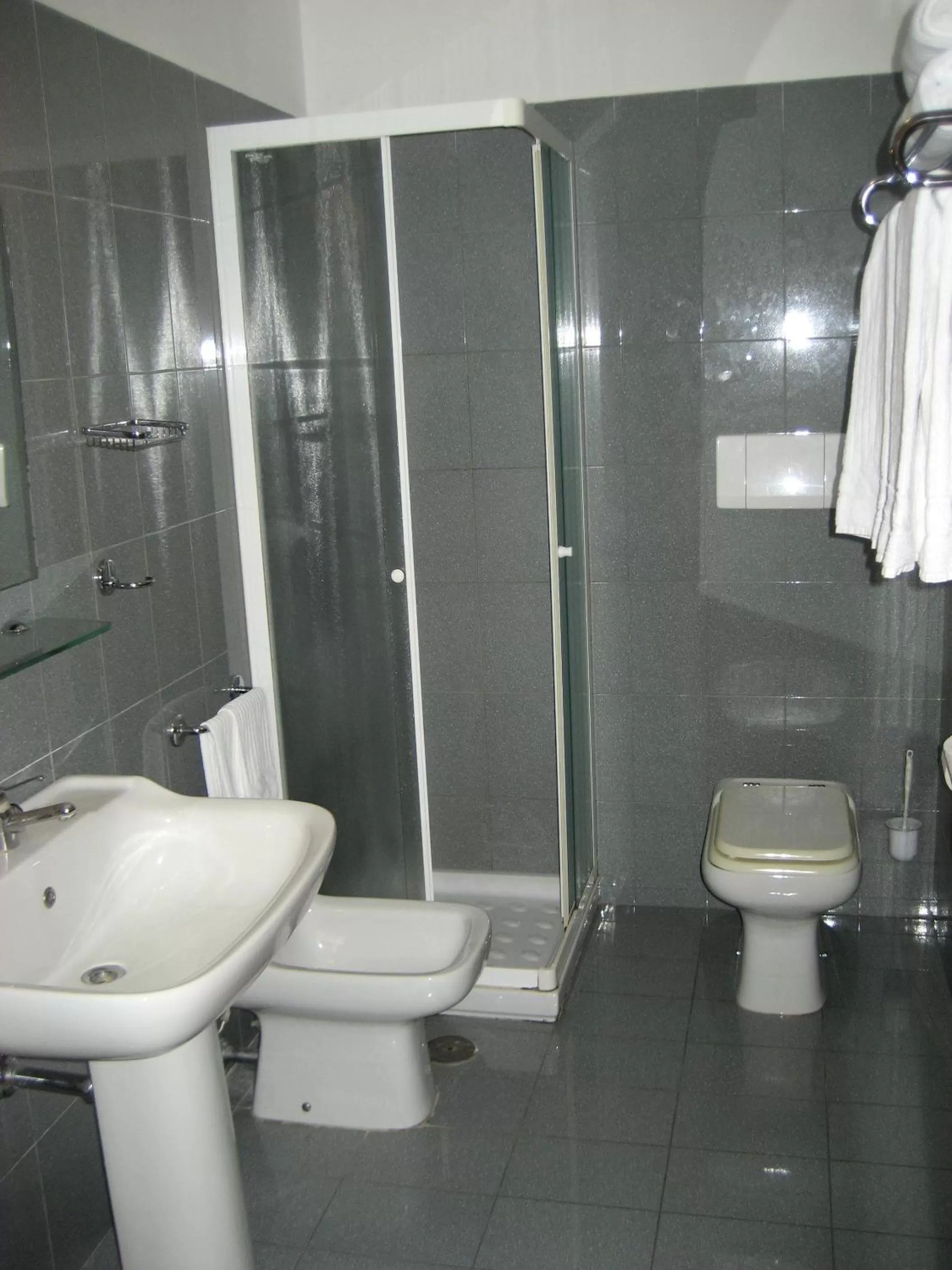 Bathroom in Campus Hotel