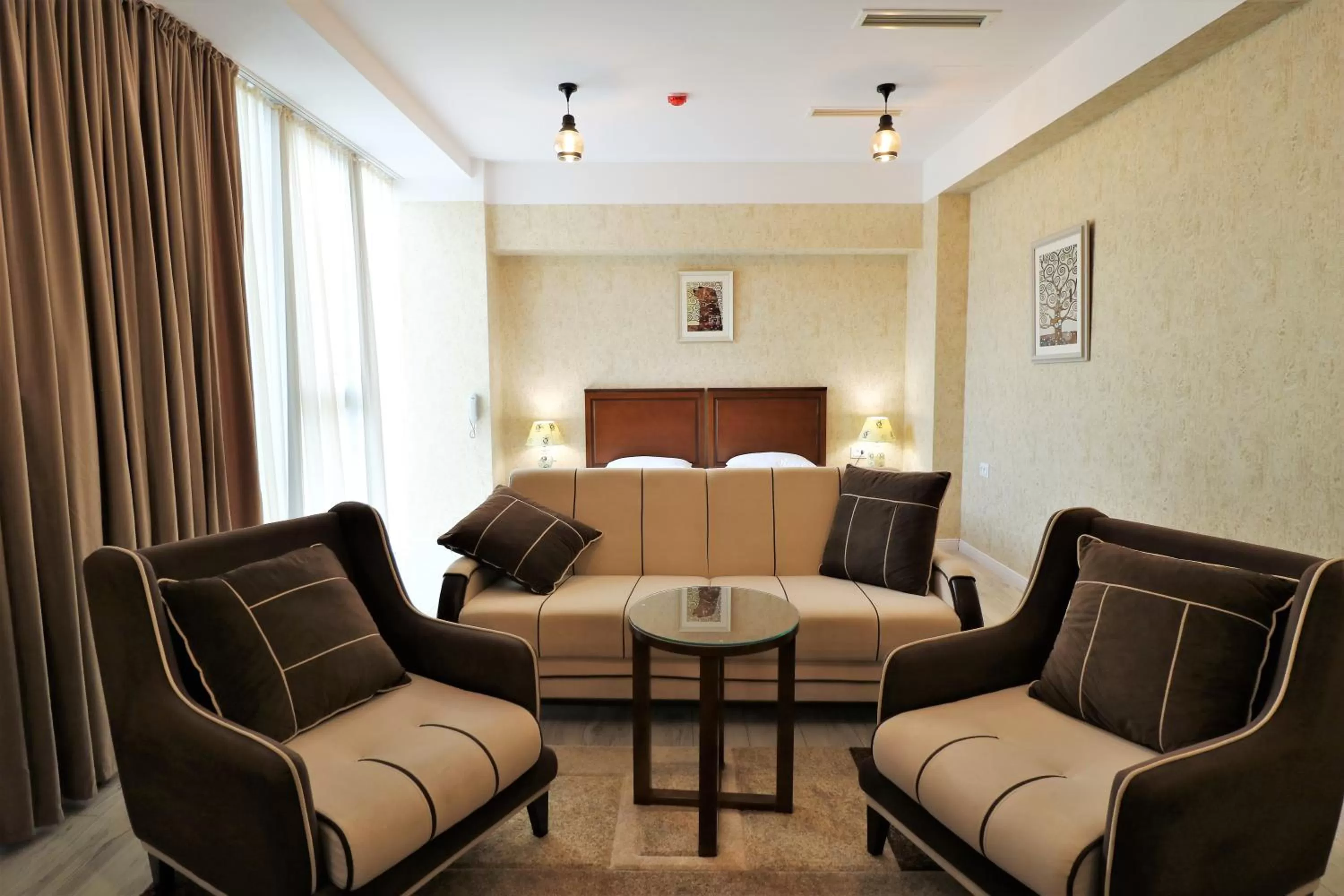 Living room in Hotel Liberty Theatre