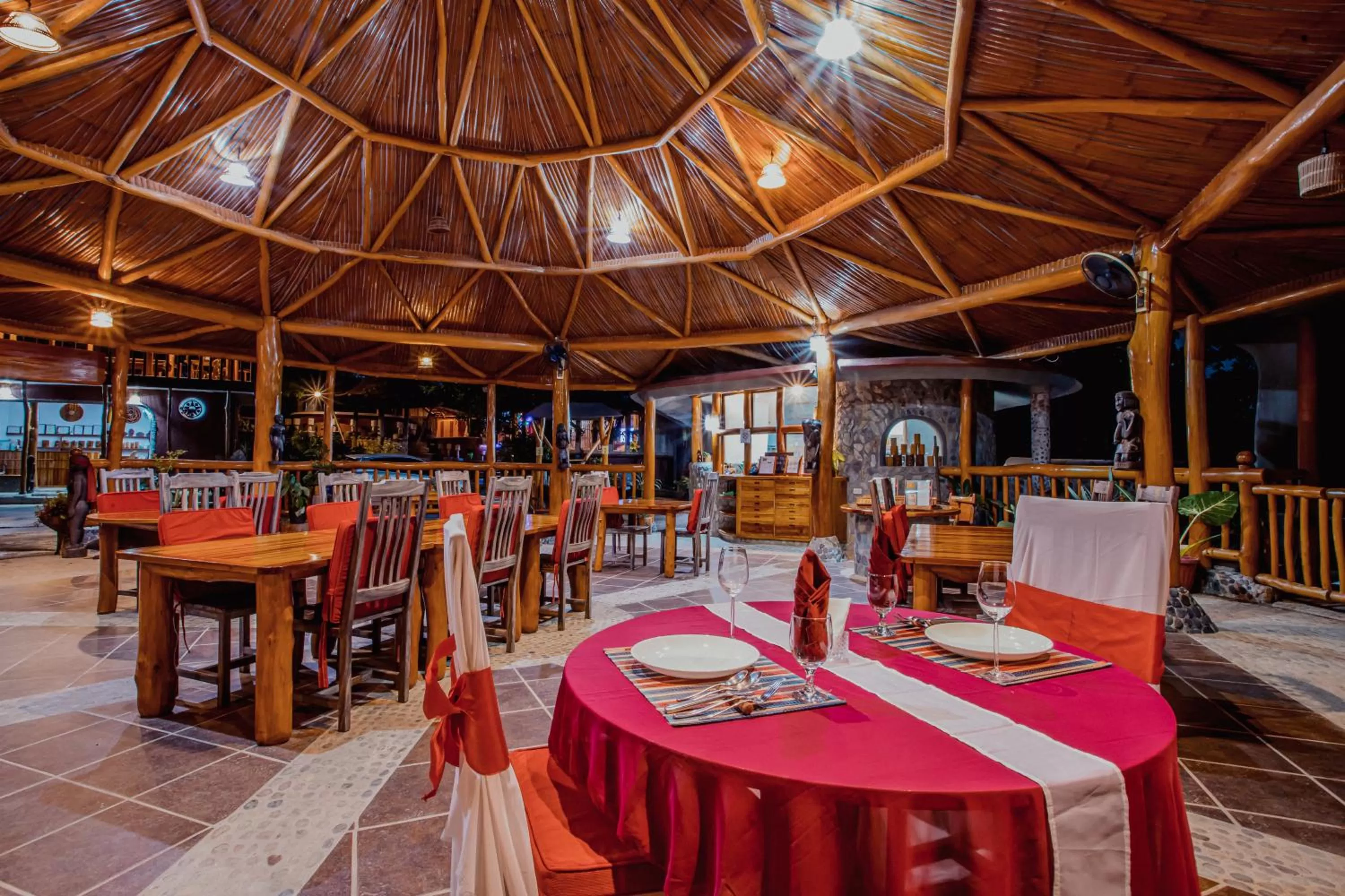 Restaurant/places to eat in Atremaru Jungle Retreat