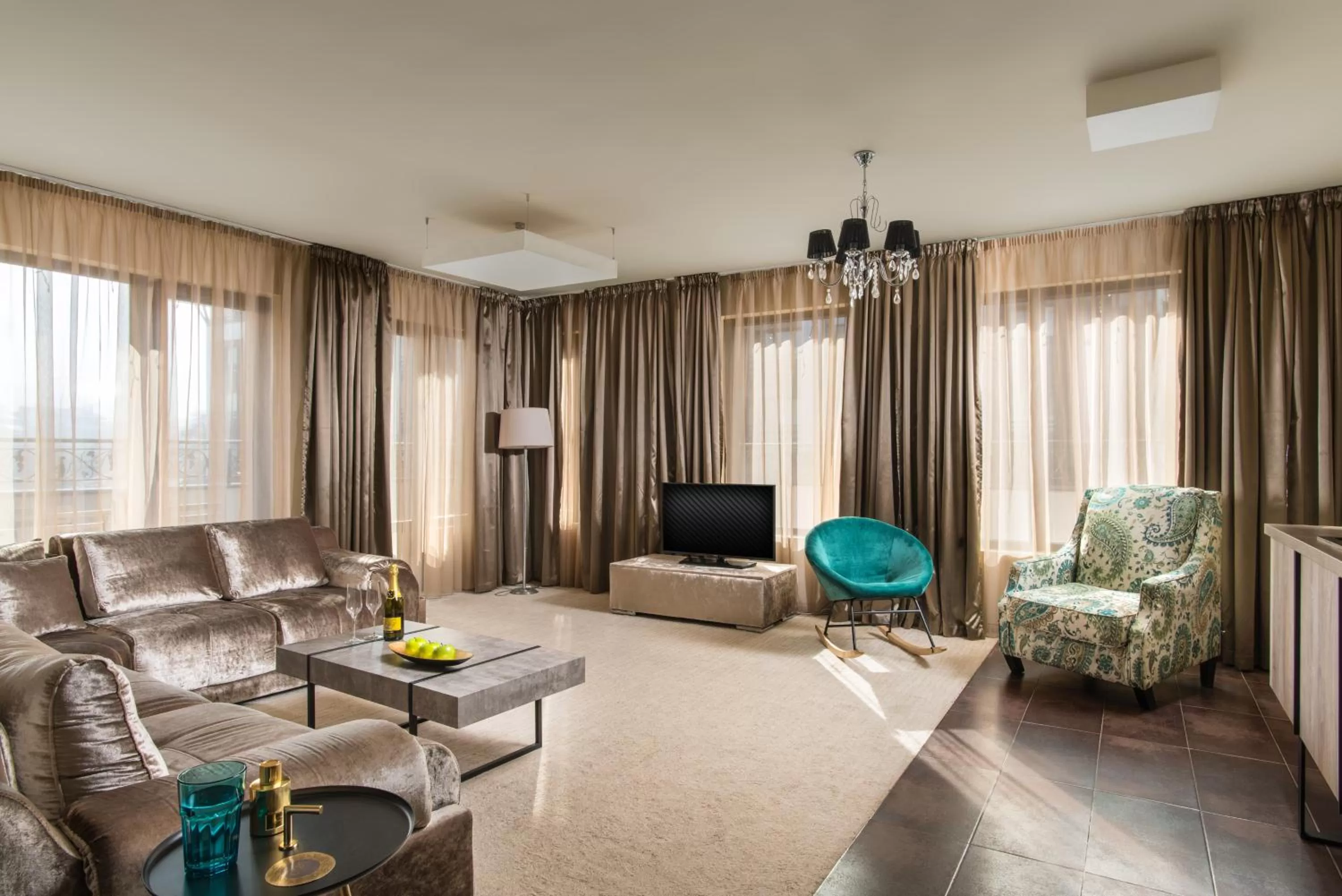 TV and multimedia in Ores Boutique Hotel