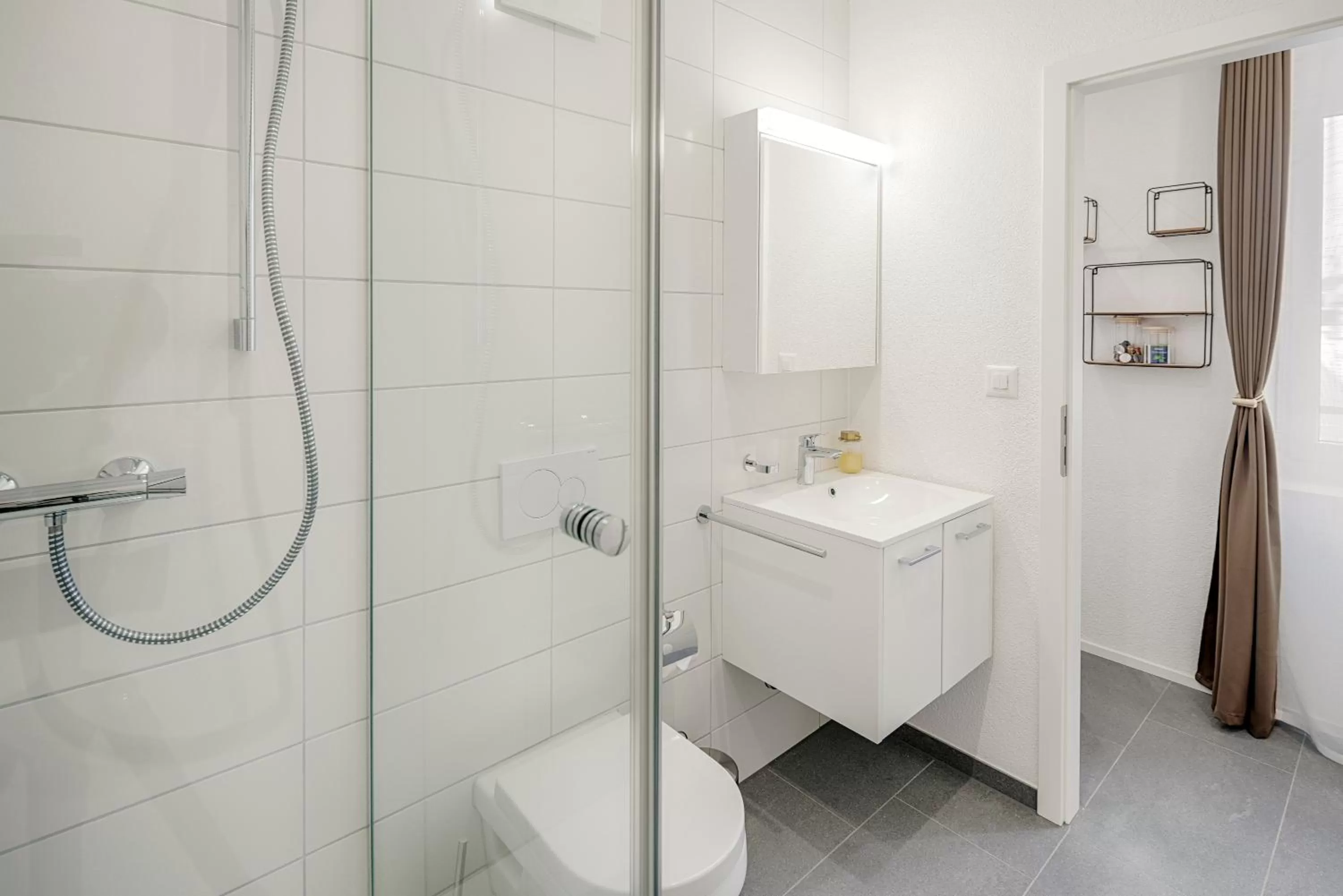Shower in VISIMO Apartments St Georgen-Strasse St Gallen - Design City Nature