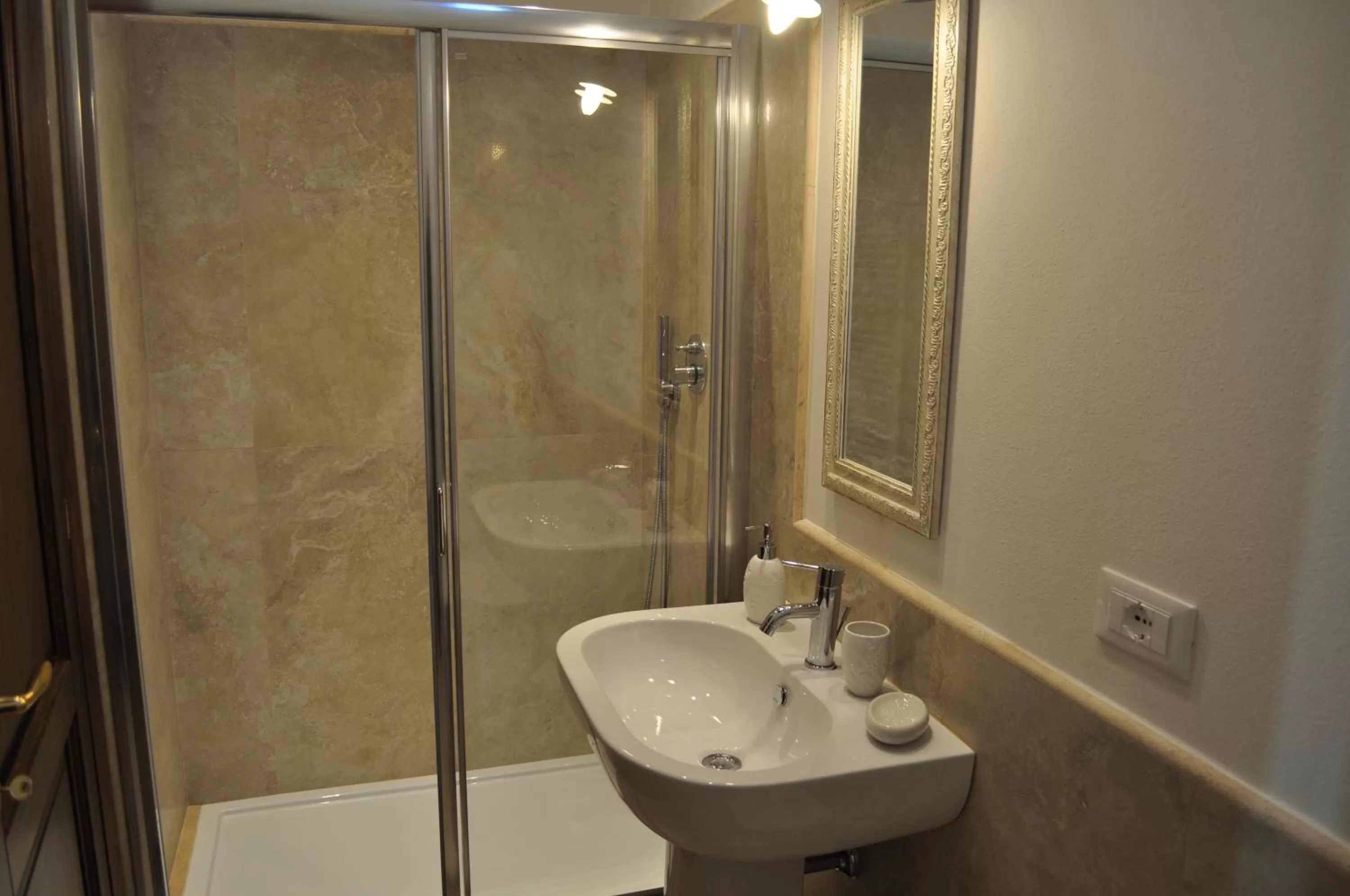 Bathroom in Armonie di Villa Incontri B&B