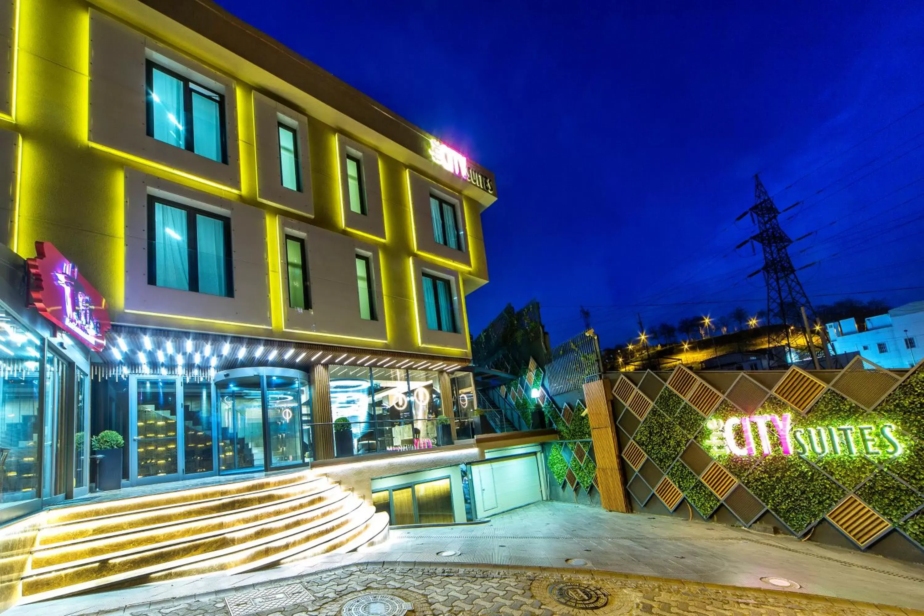 The City Suites The City Suites