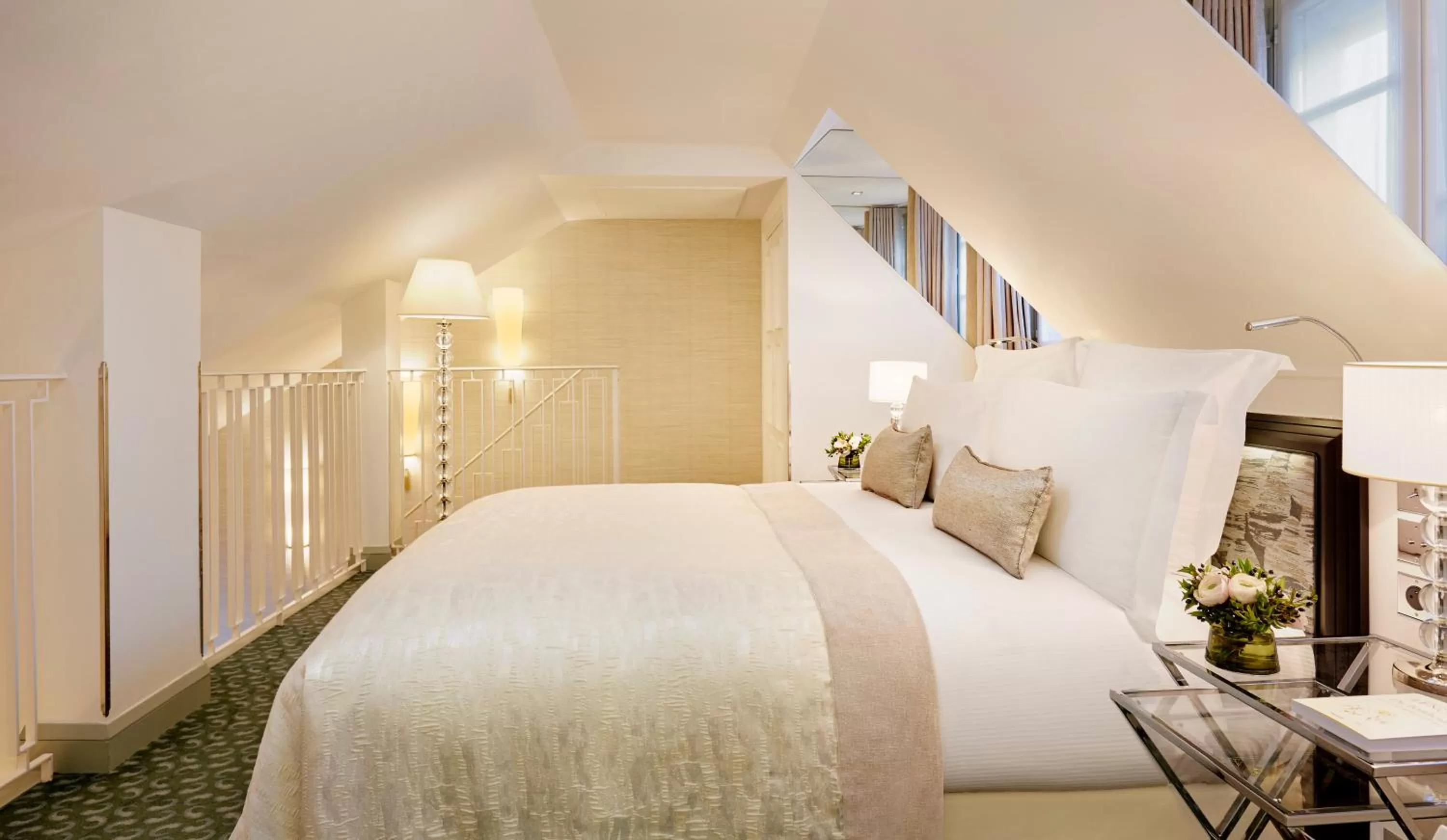 Bed in Le Burgundy Paris