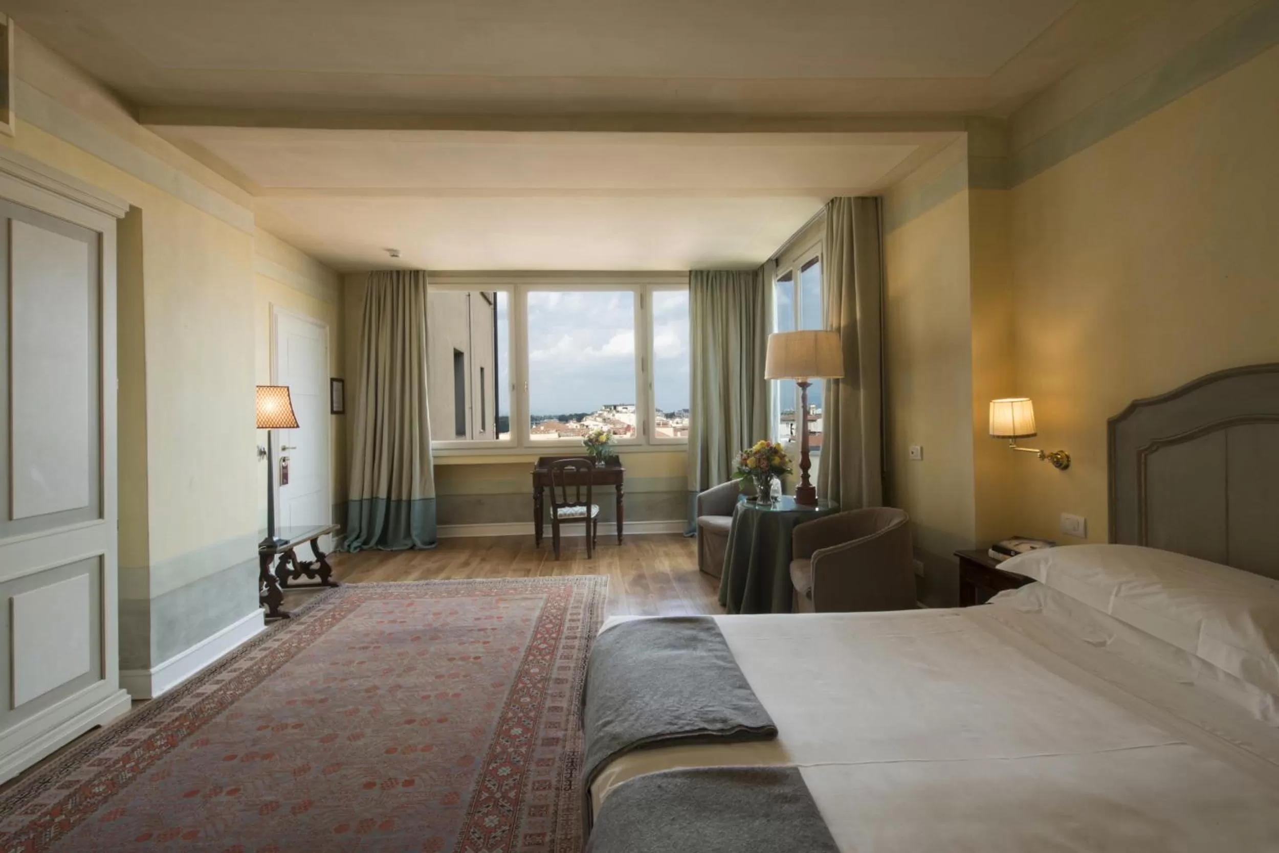 Balcony/Terrace, Bed in Antica Torre Tornabuoni