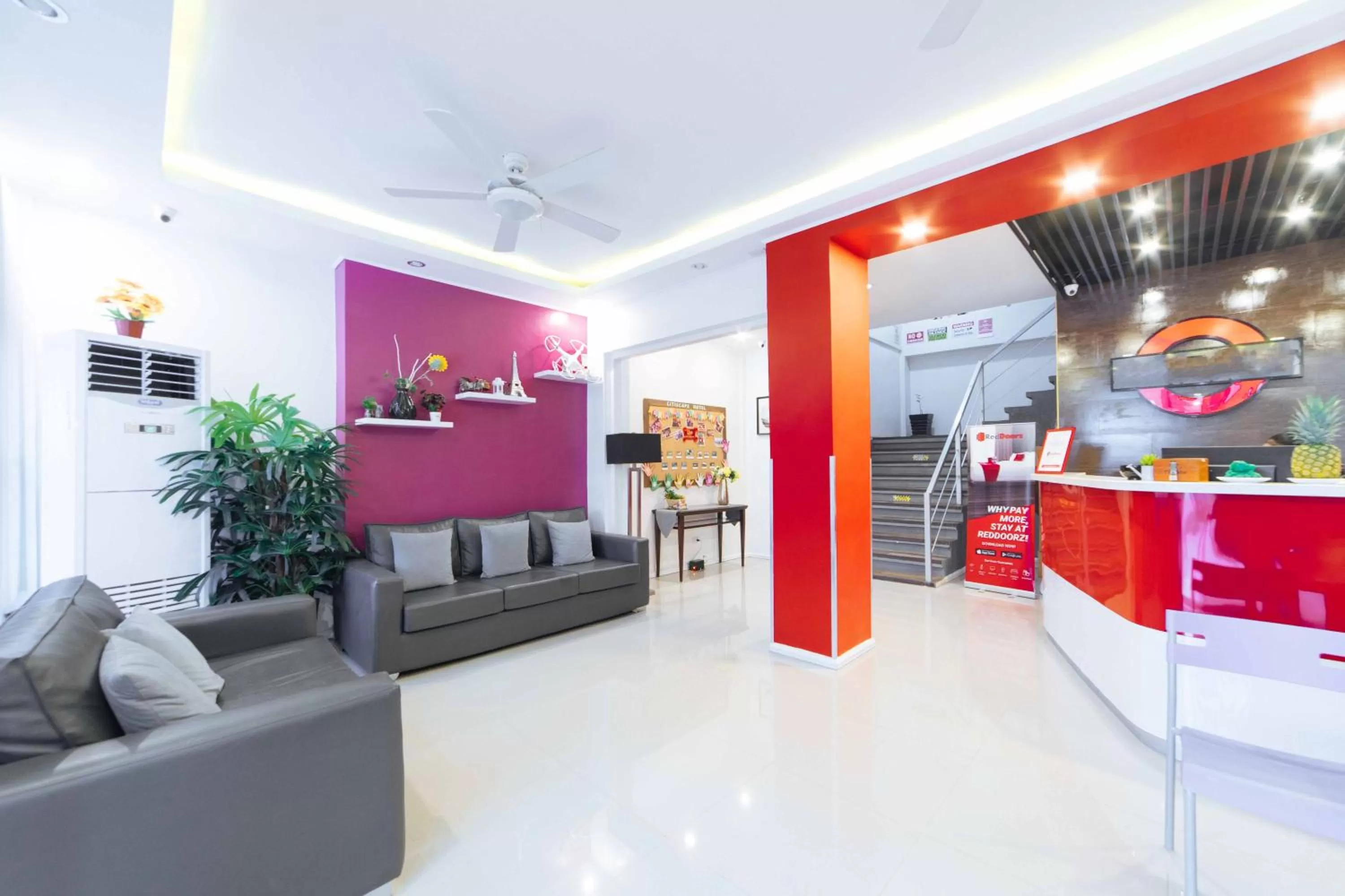 Lobby or reception in RedDoorz Plus near SM Lanang Davao