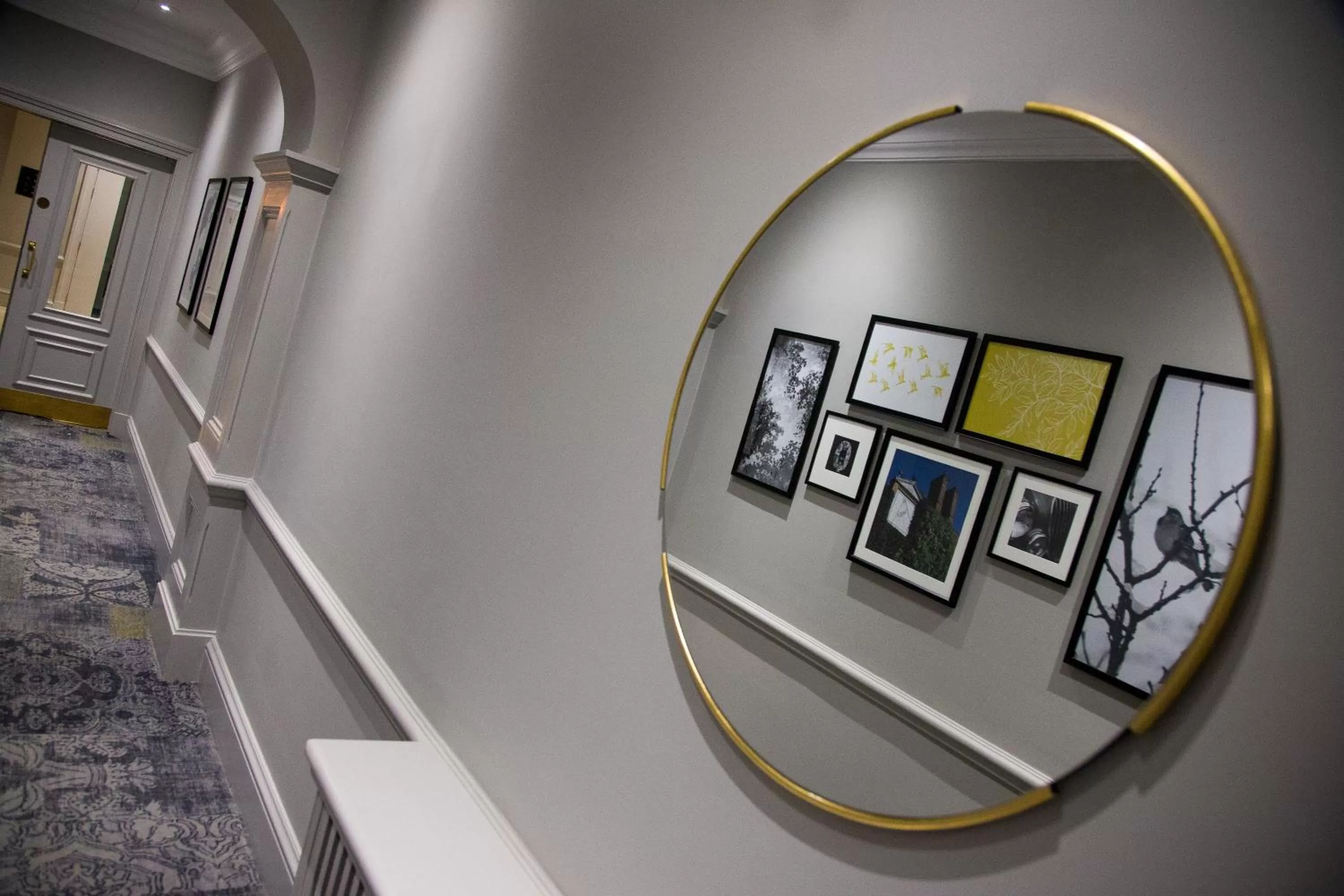 Lobby or reception in voco St. Johns Solihull by IHG