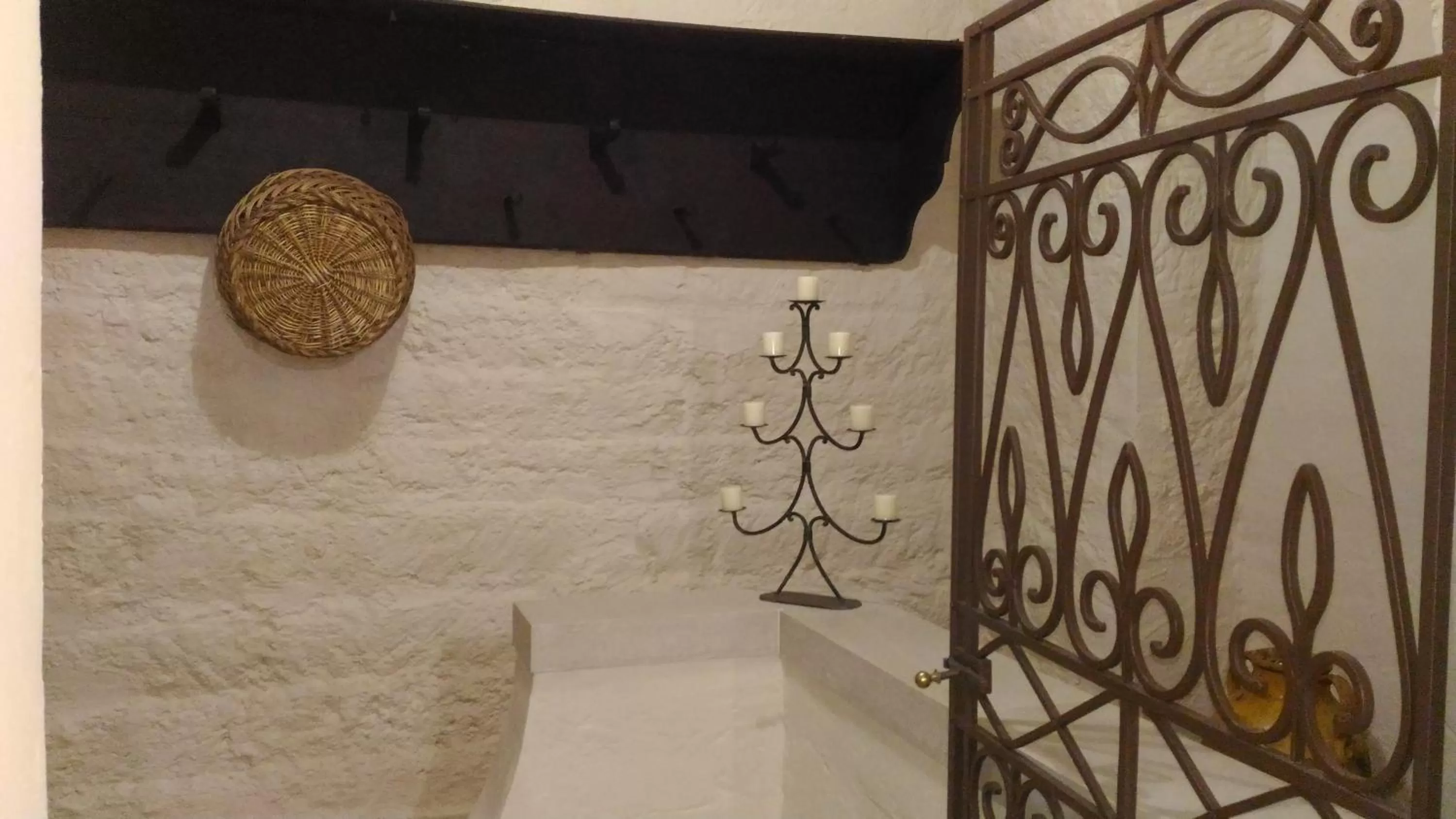 Decorative detail in Palazzo Rossi suite