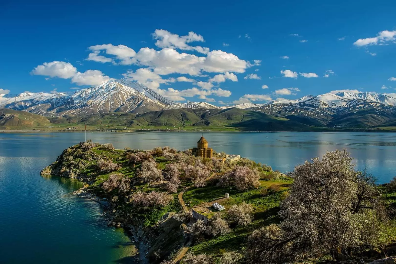 Nearby landmark in Doubletree by Hilton Van