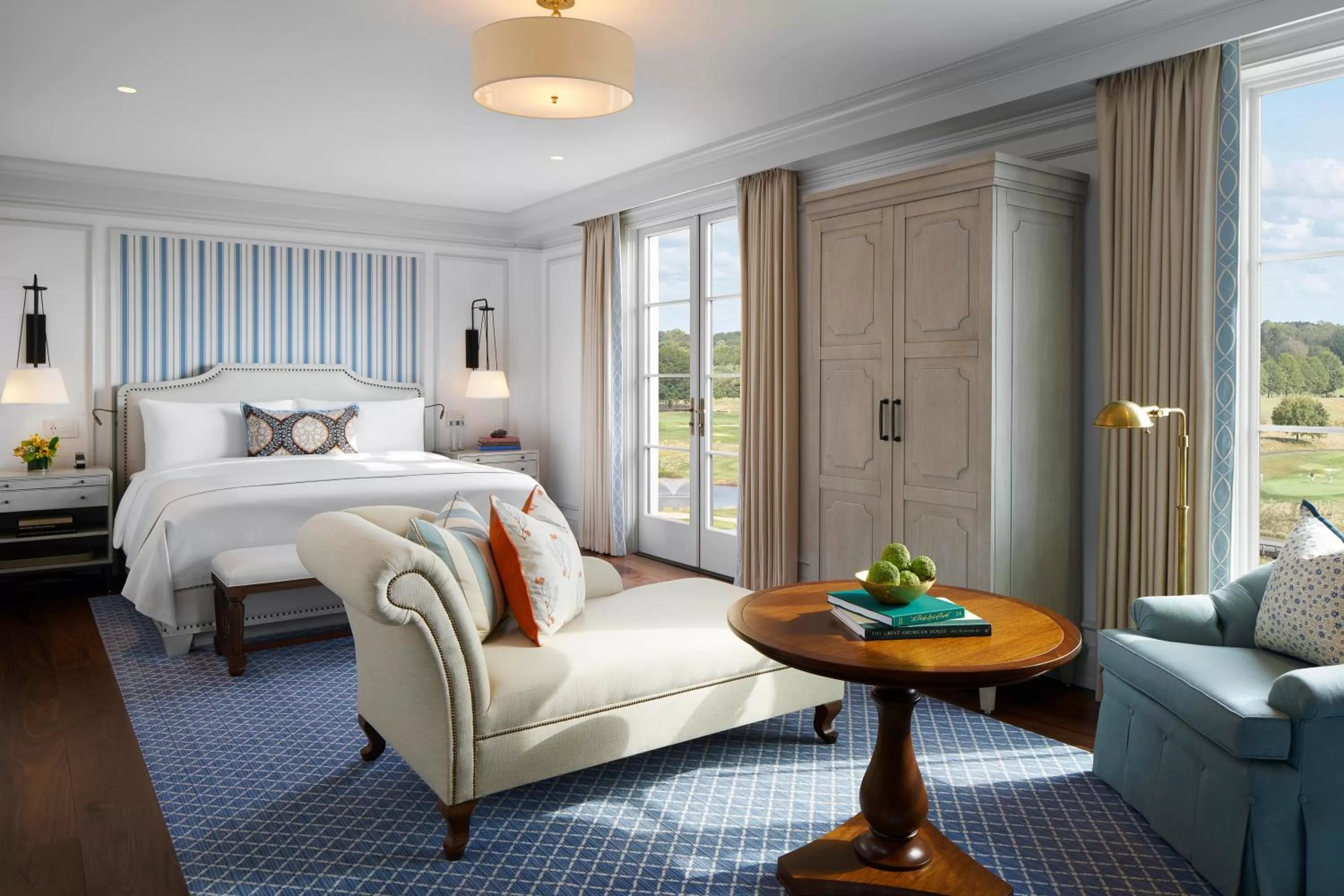 Photo of the whole room, Bed in Keswick Hall