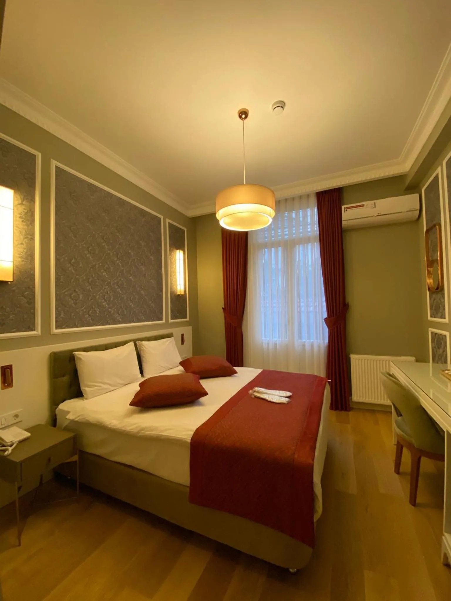 Bed in Triada Hotel Taksim - Special Category