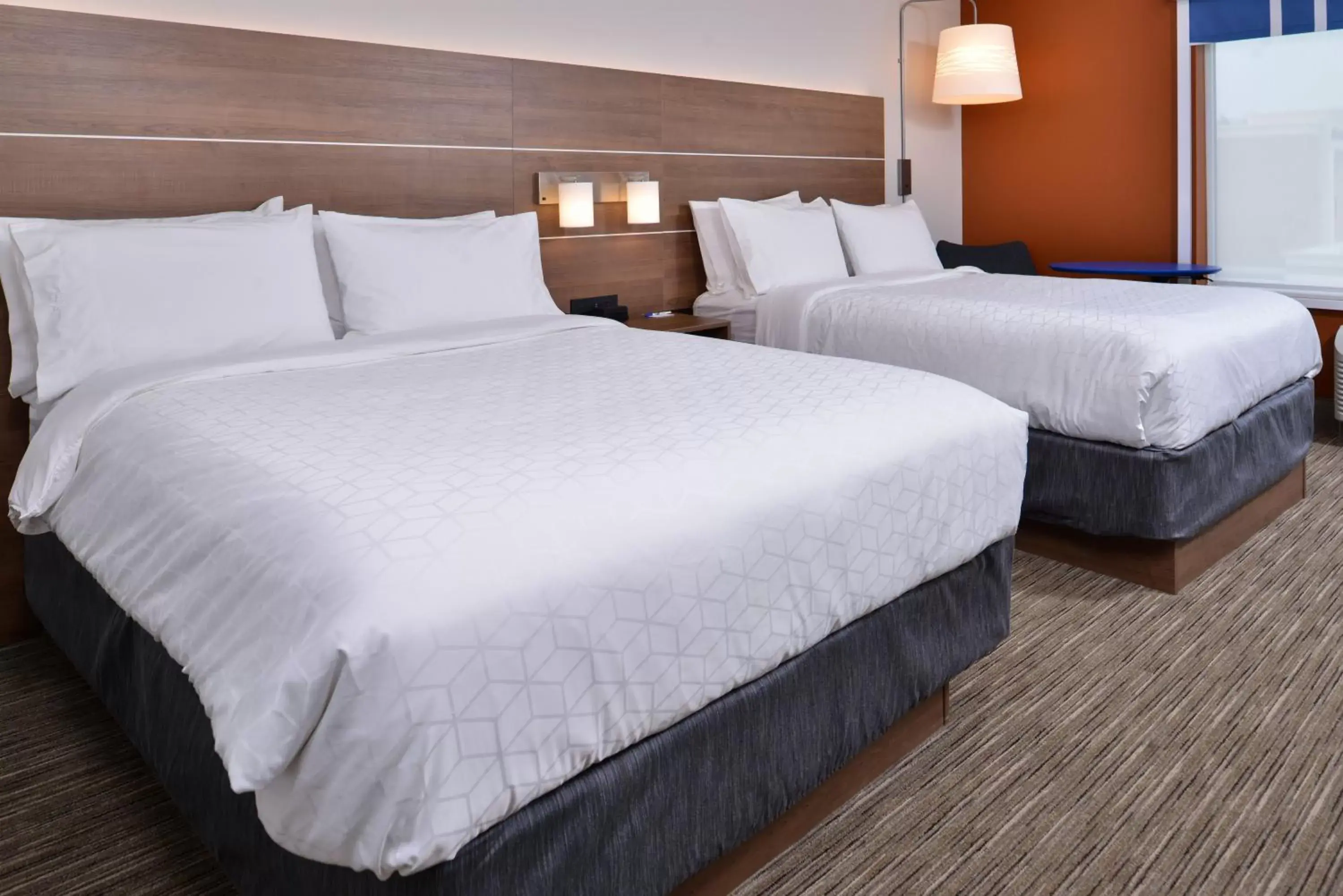 Standard Queen Room with Two Queen Beds in Holiday Inn Express & Suites - Marshalltown by IHG Standard Queen Room with Two Queen Beds in Holiday Inn Express & Suites - Marshalltown by IHG