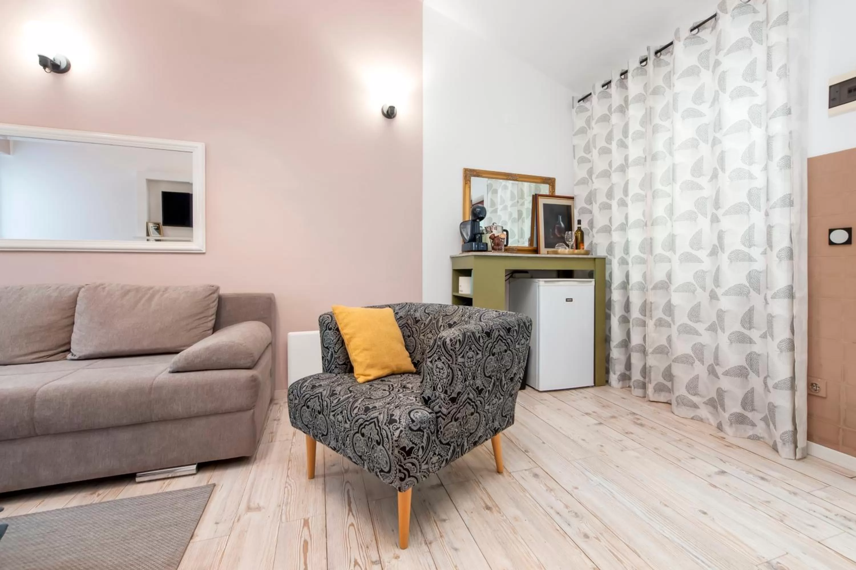 Seating Area in Villa B&B Marina & Parking Free