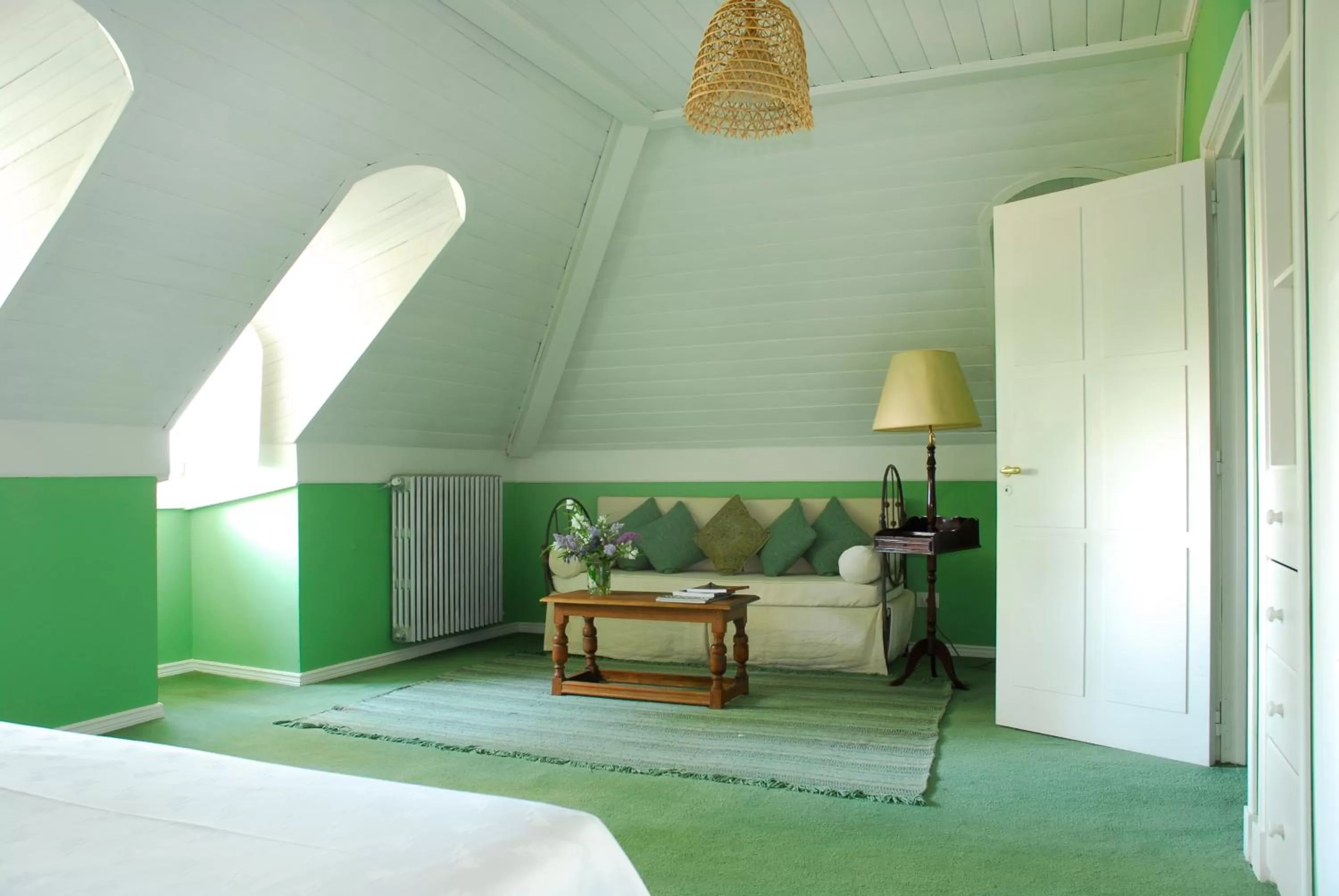 Day, Bed in Estancia Ave María