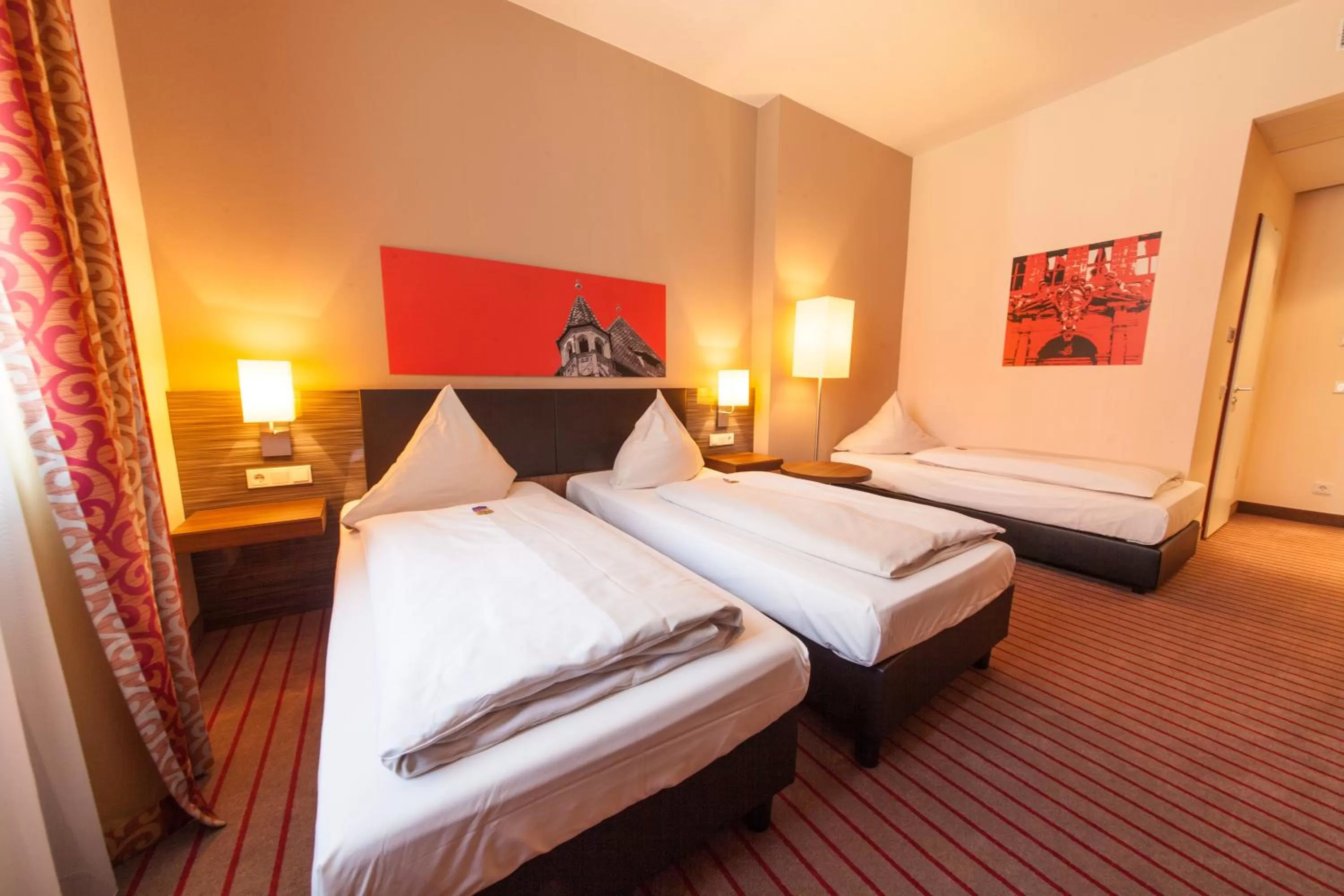 Bed in Novina Hotel Tillypark