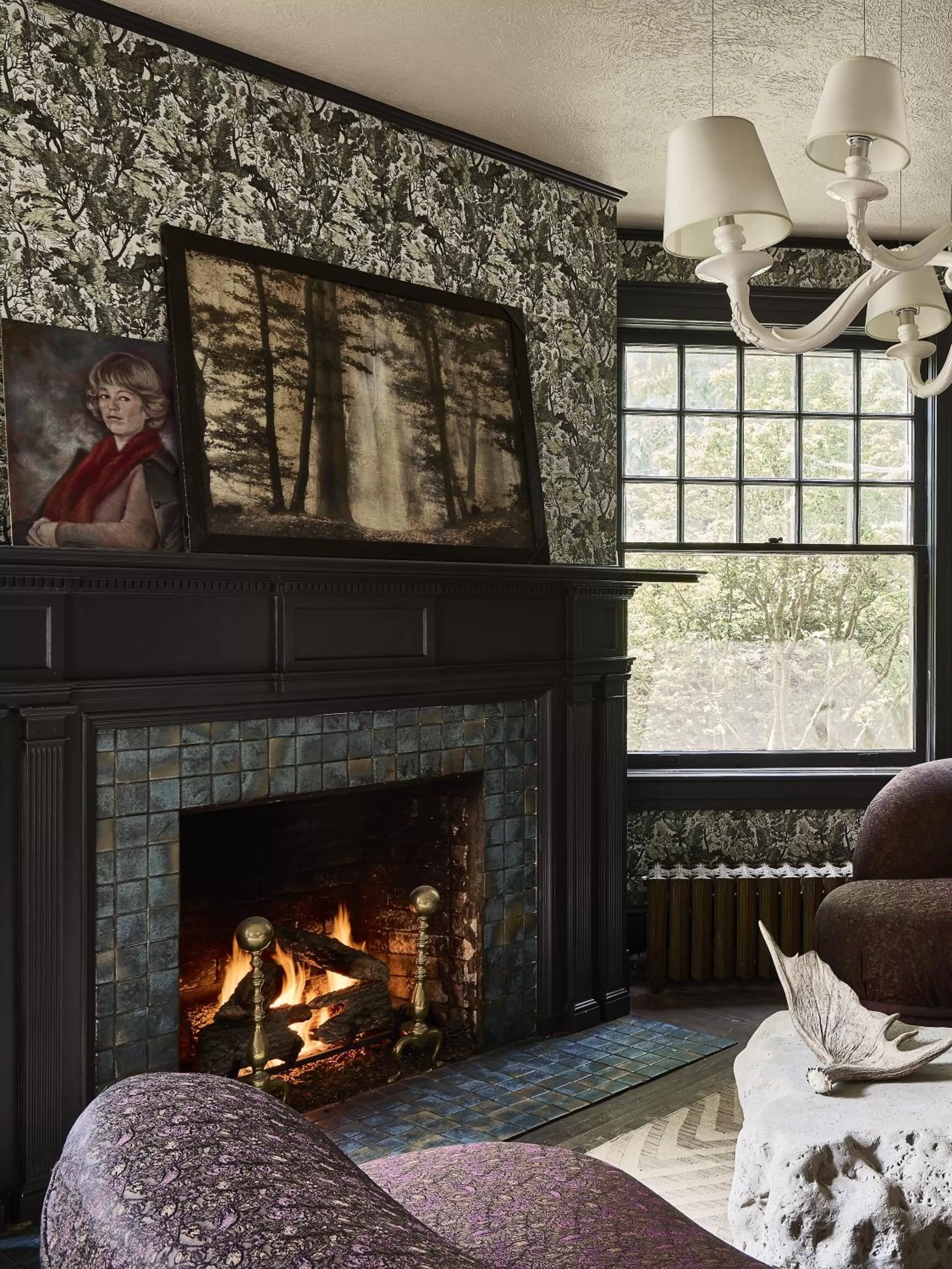 Living room in Blind Tiger Asheville