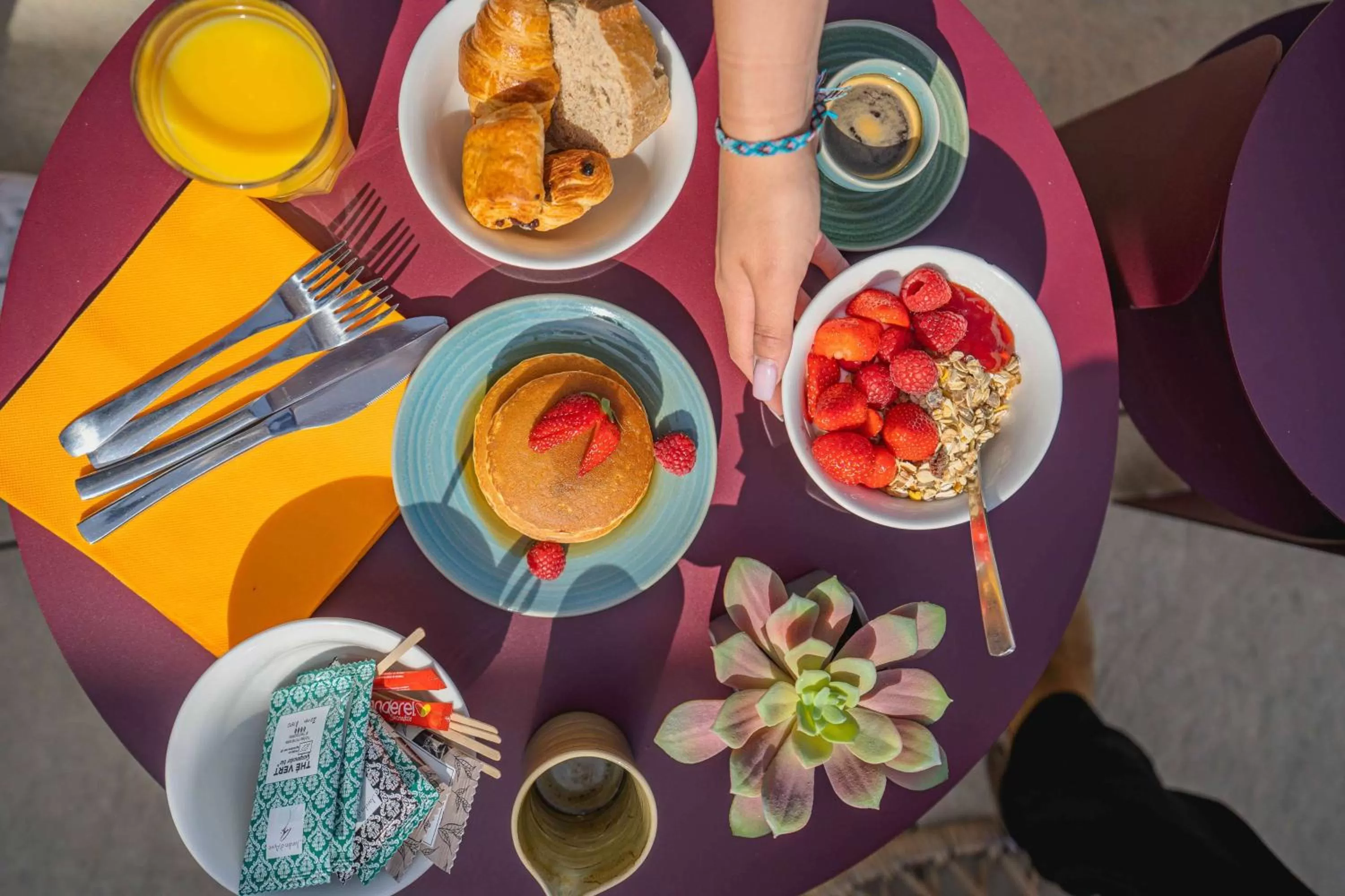 Breakfast in Best Western Linko Aubagne