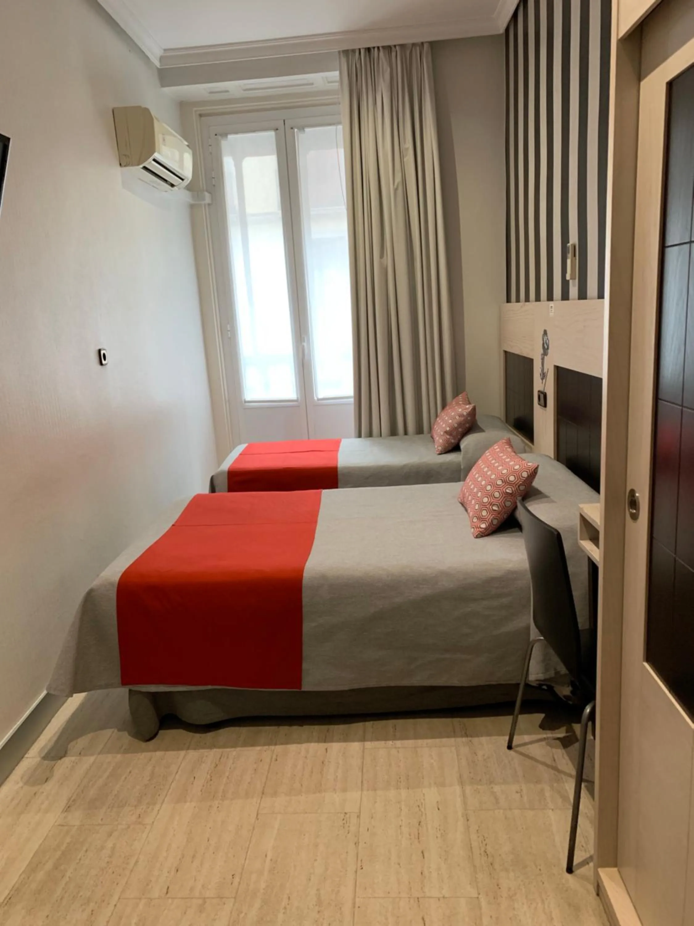 Photo of the whole room, Bed in Hostal Castilla I Atocha