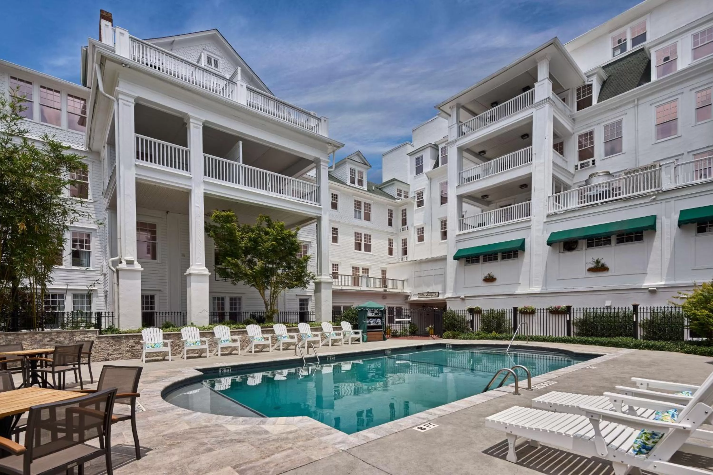Pool view in The Partridge Inn Augusta, Curio Collection by Hilton