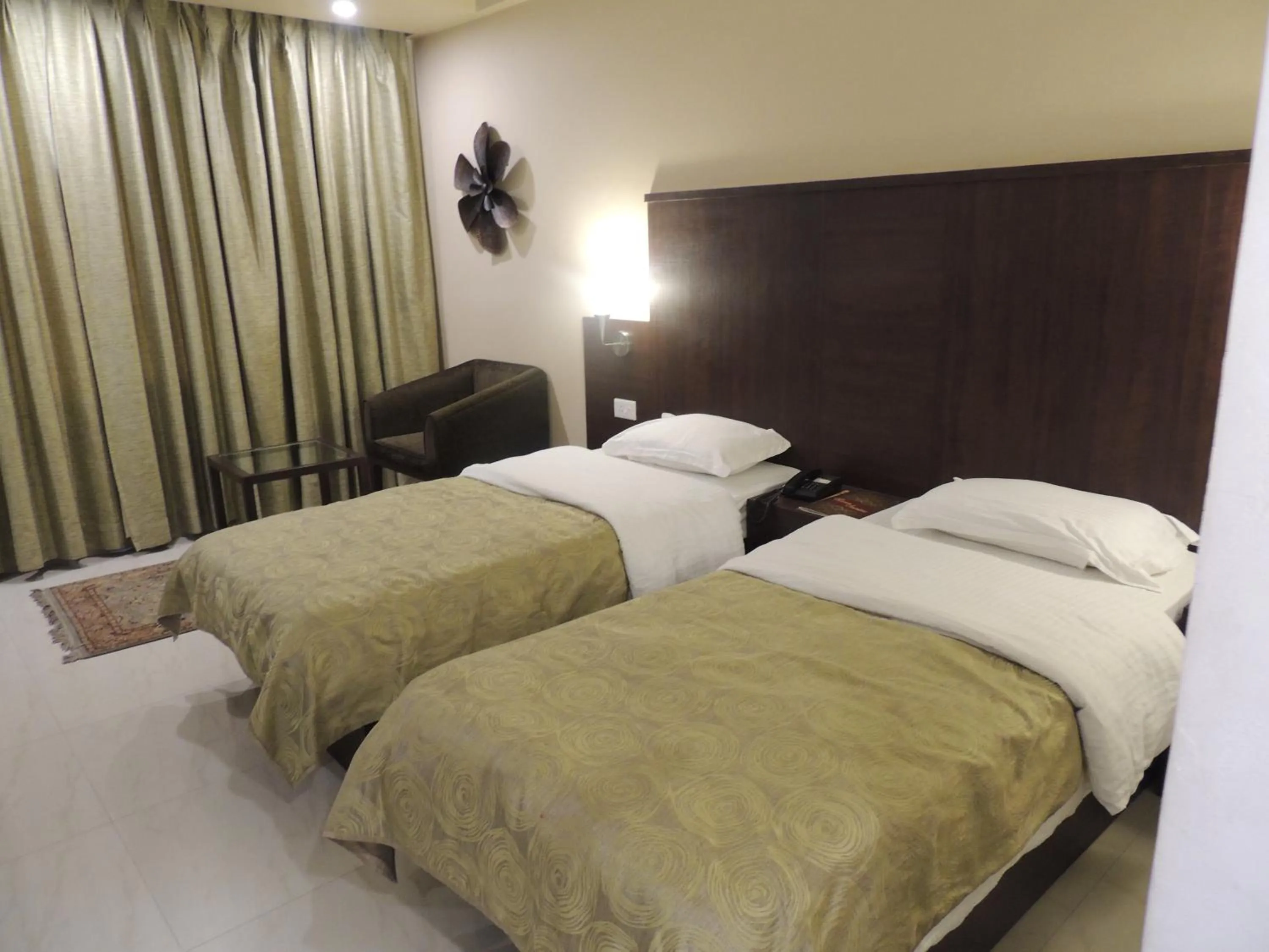 Bed in Diamond Hotel