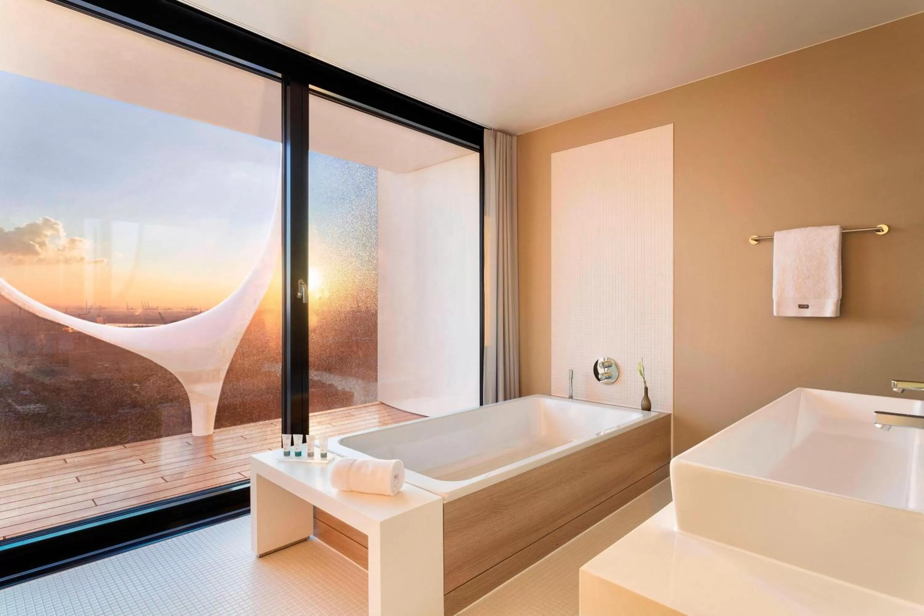 Bathroom, Bed in The Westin Hamburg Elbphilharmonie
