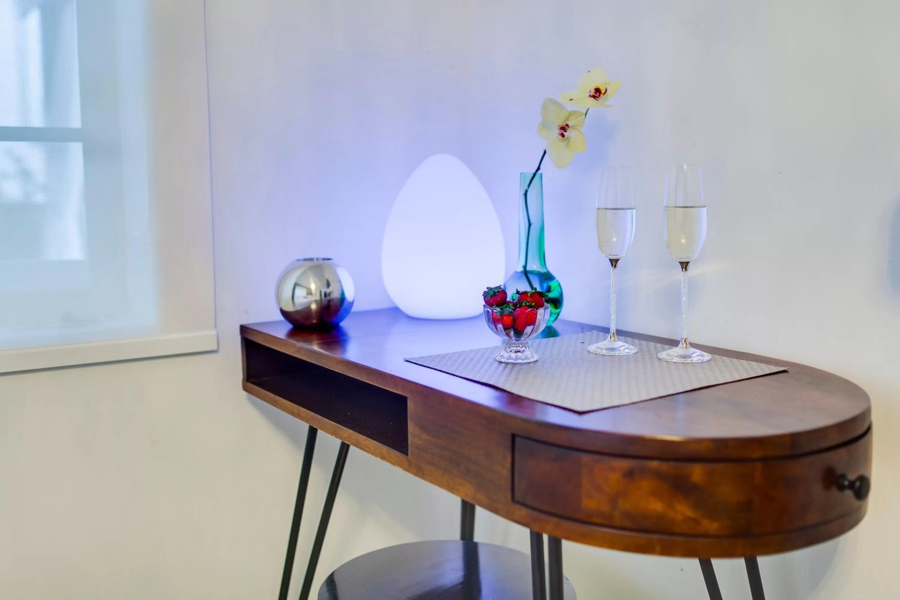 Seating area in Bars B&B South Beach Hotel