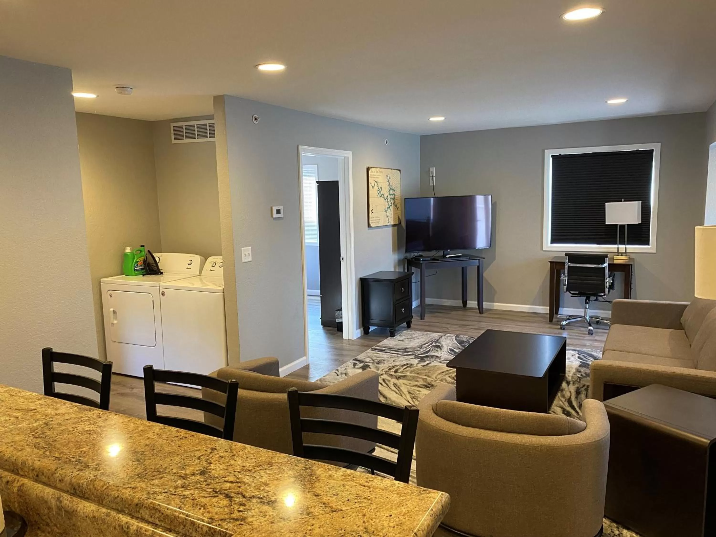 Living room in The Resort at Lake of the Ozarks