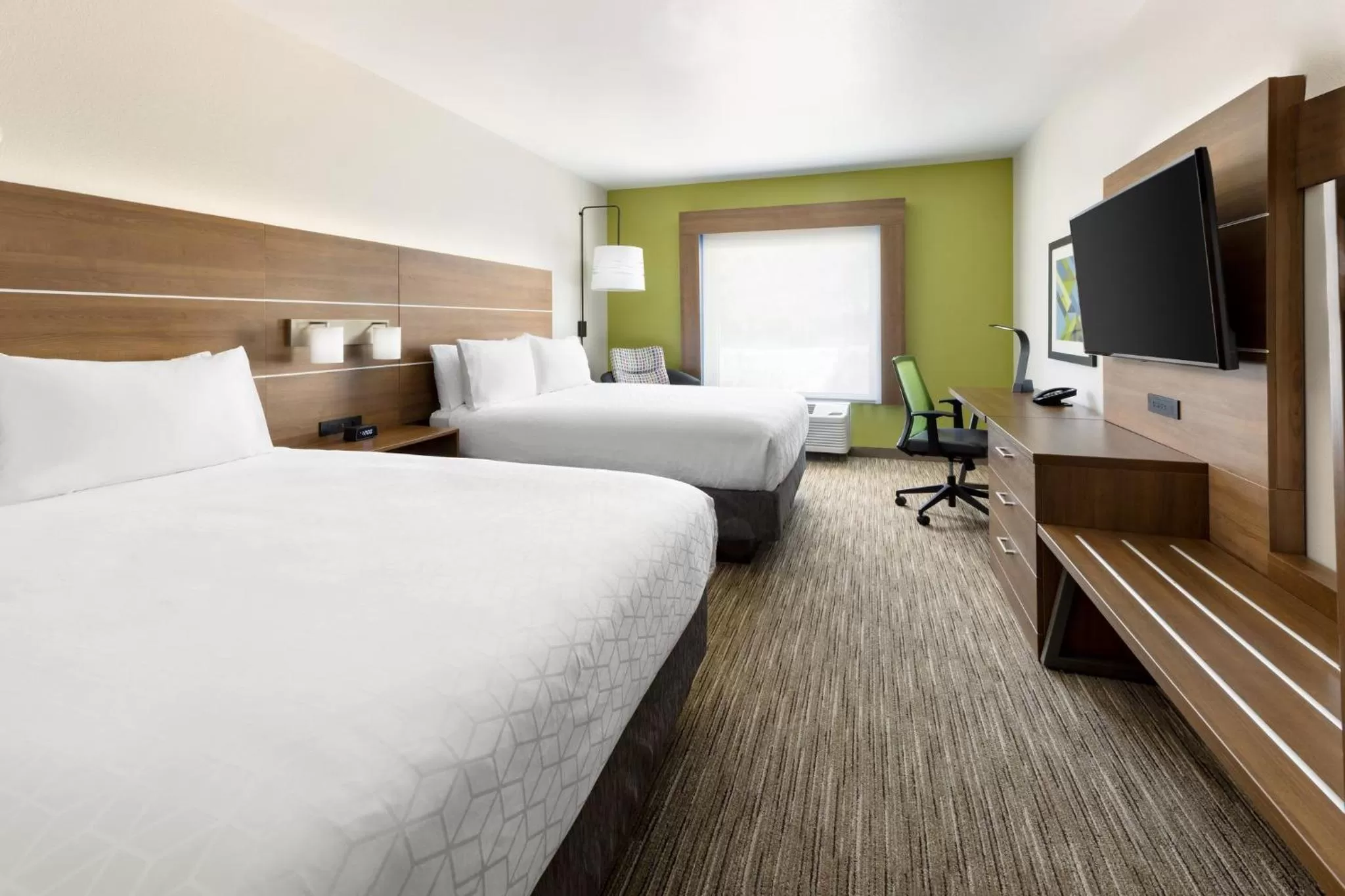 Photo of the whole room in Holiday Inn Express & Suites Oakhurst-Yosemite Park Area by IHG