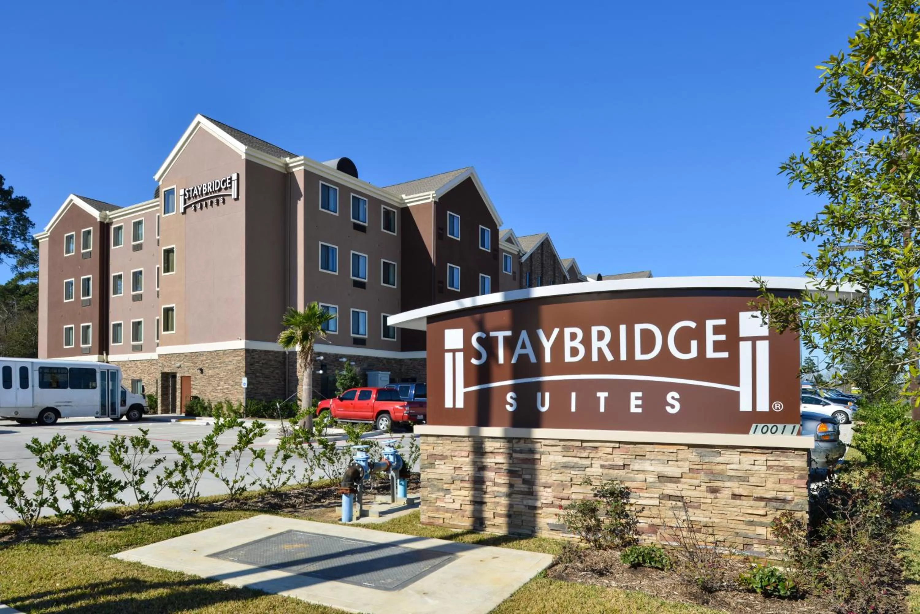 Property building in Staybridge Suites Tomball by IHG