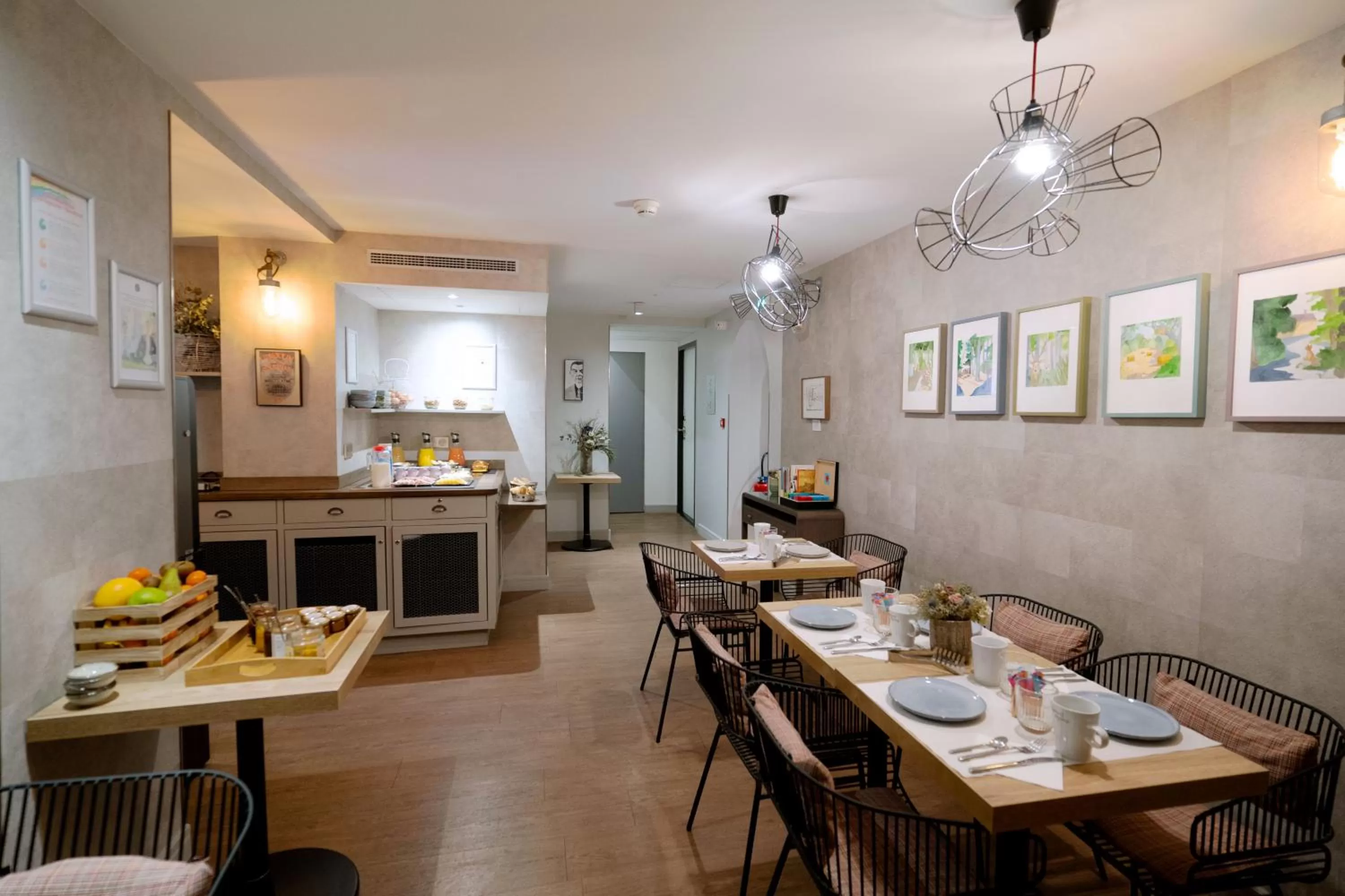 Breakfast in Hotel Litteraire Marcel Ayme, BW Premier Collection