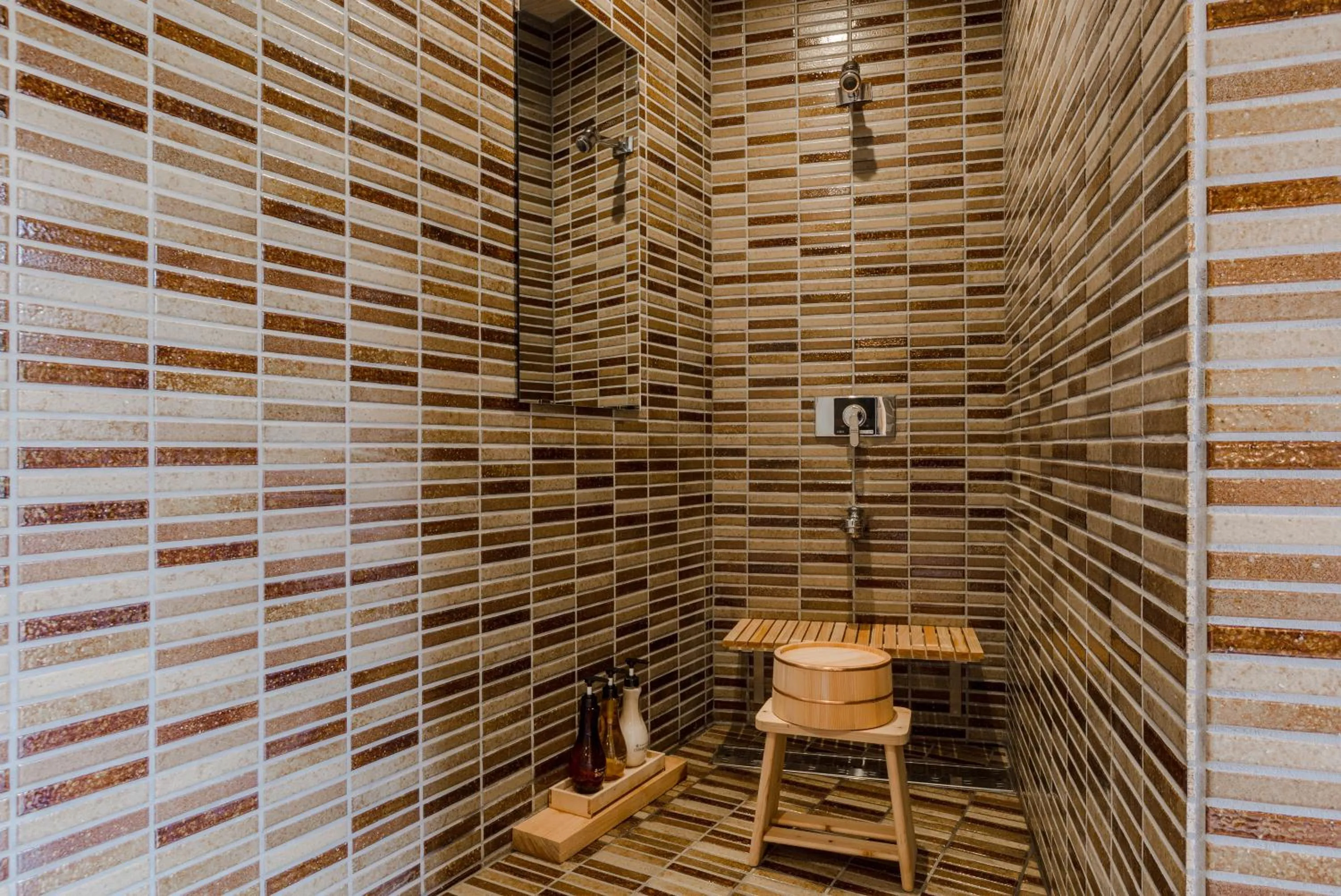 Photo of the whole room in Kyoto Nanzenji Ryokan Yachiyo Established in 1915