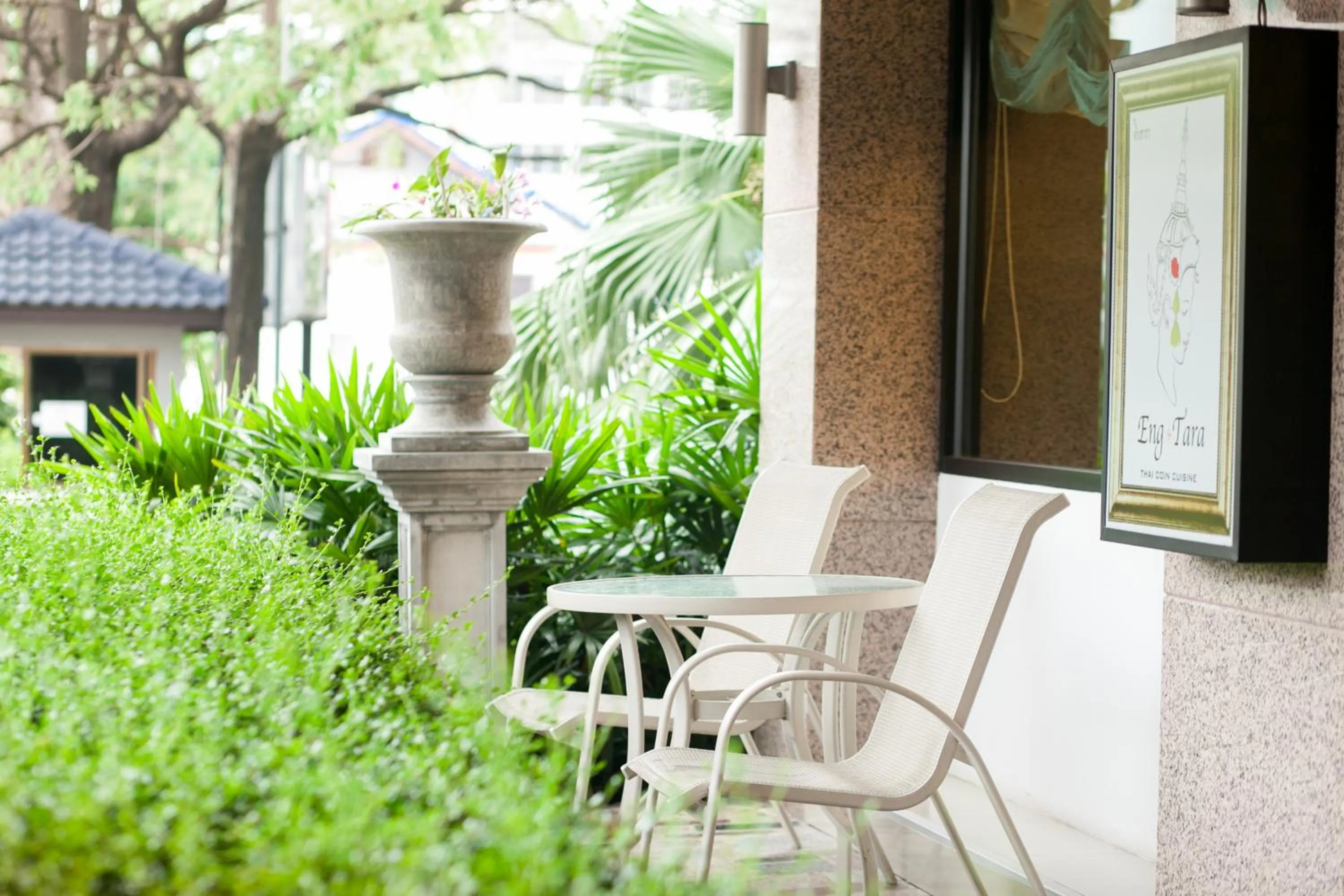 Restaurant/places to eat in Grand Tara Garden Thai Hotel