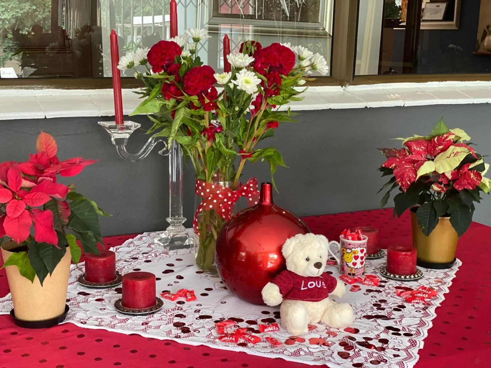 Decorative detail in Marion Lodge