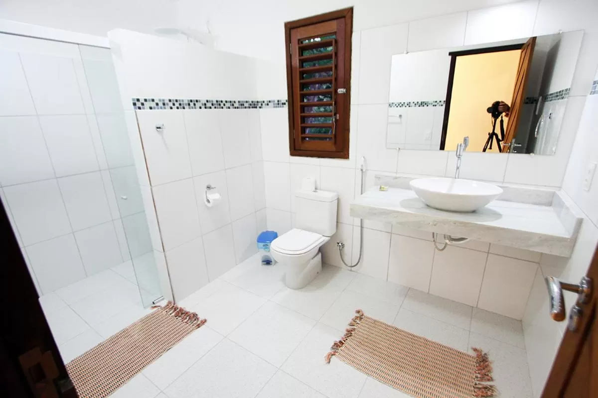 Bathroom in Pousada Recanto da Praia