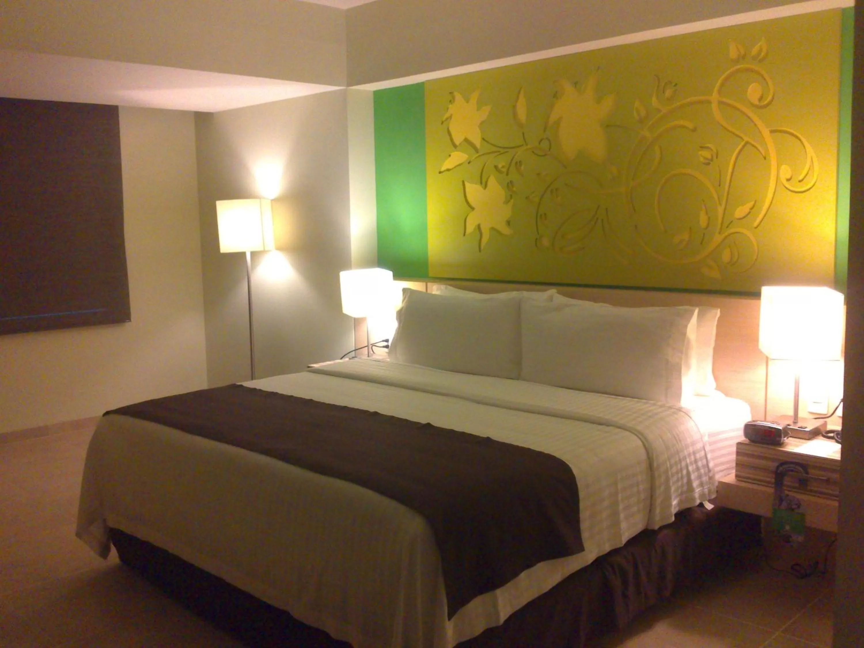 Photo of the whole room, Bed in Holiday Inn Coatzacoalcos by IHG