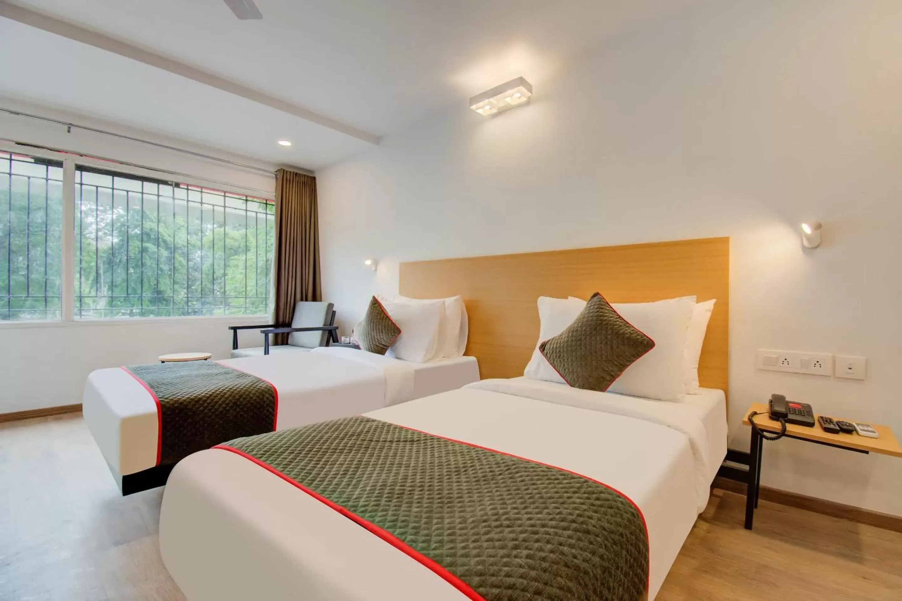 Superior King Room - single occupancy in Hotel Maitrayee Superior King Room - single occupancy in Hotel Maitrayee