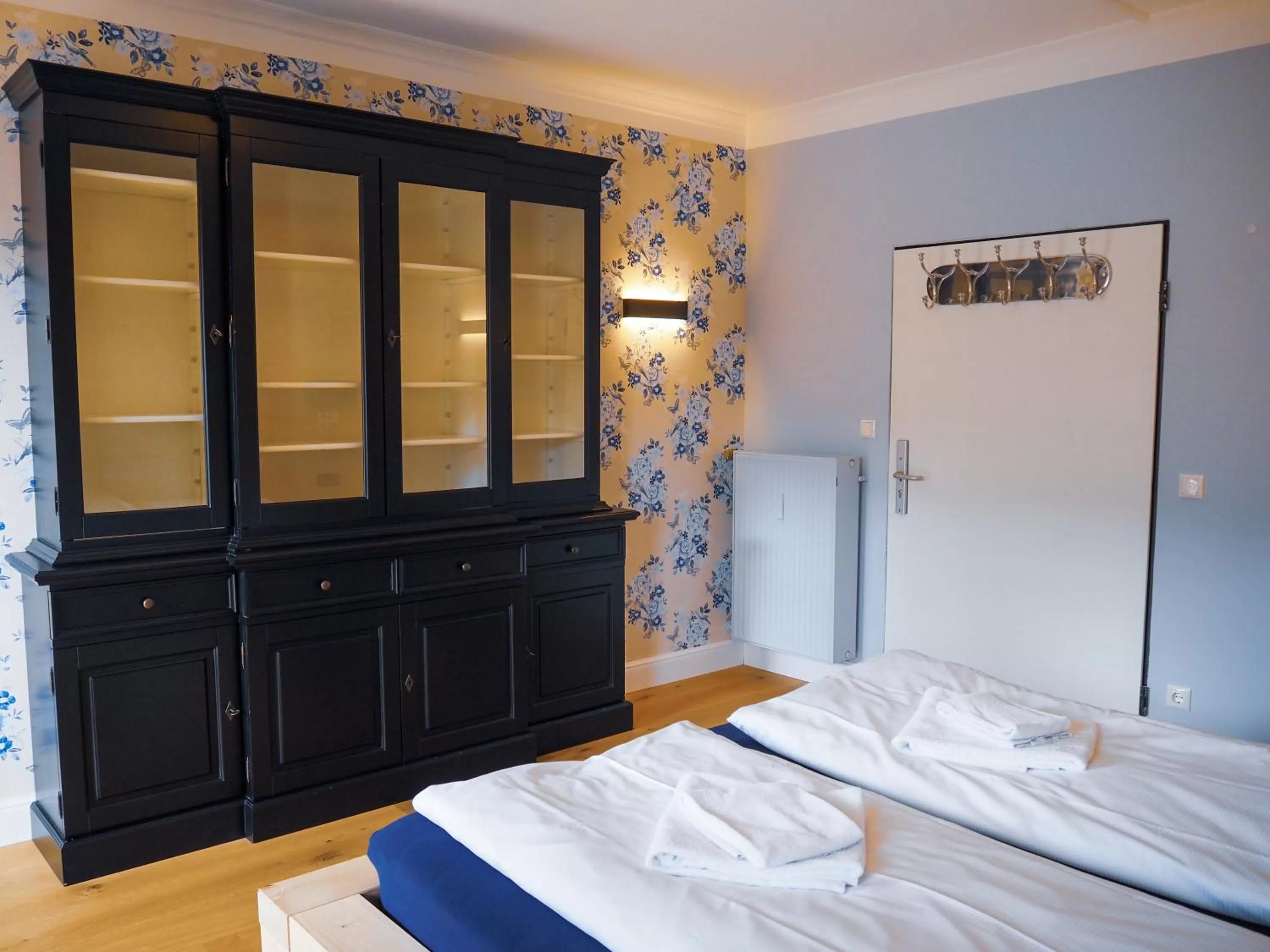 Bedroom, Bed in Sauna & Whirlpool - ALPENLIEBE APARTments