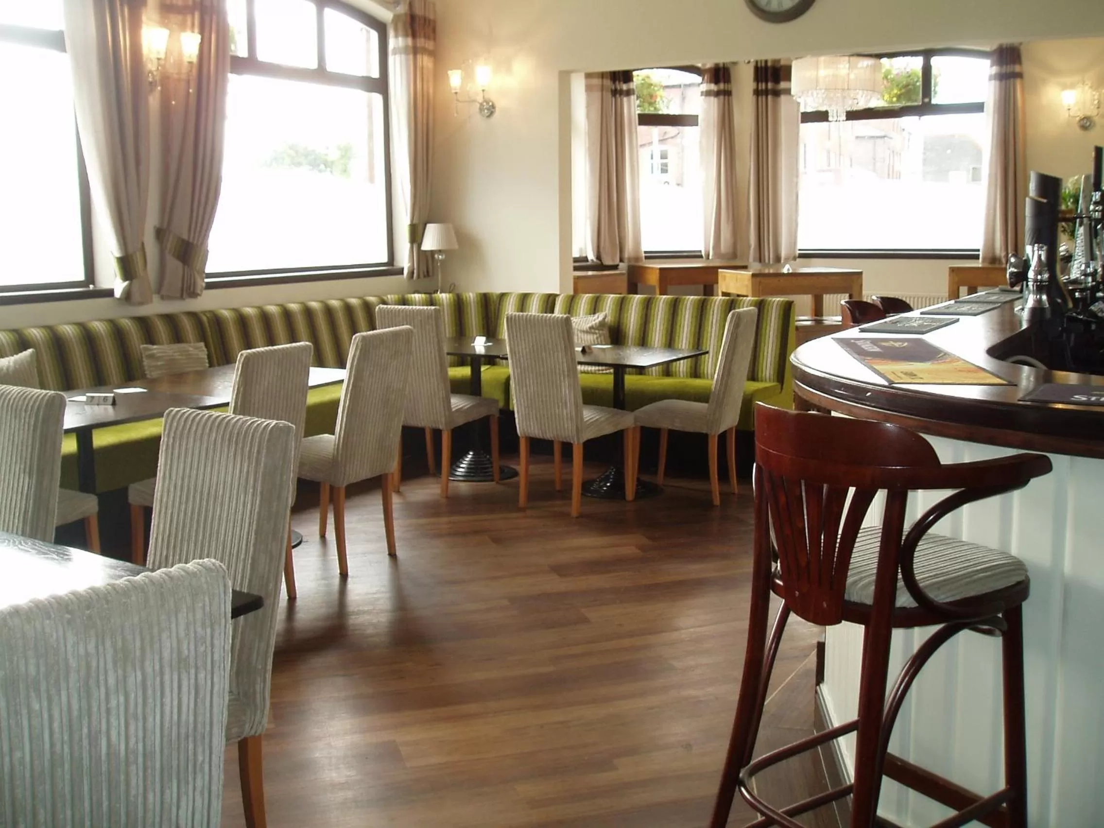 Lounge or bar in The Whittington and Cat