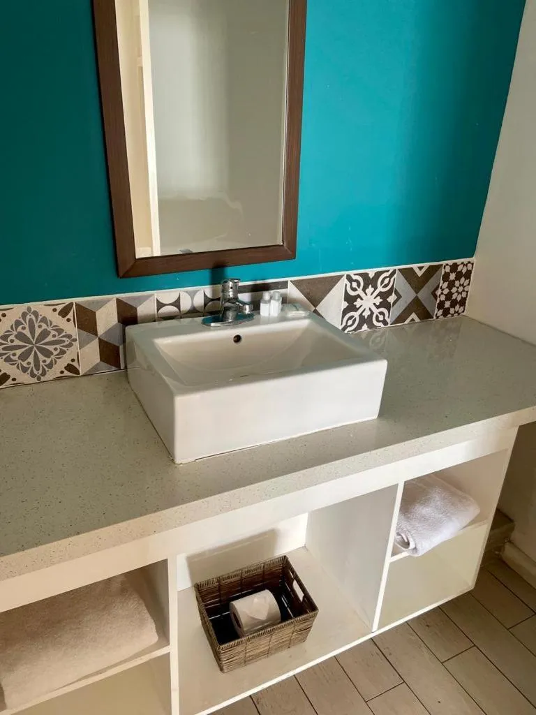 Bathroom in Castillos Del Mar