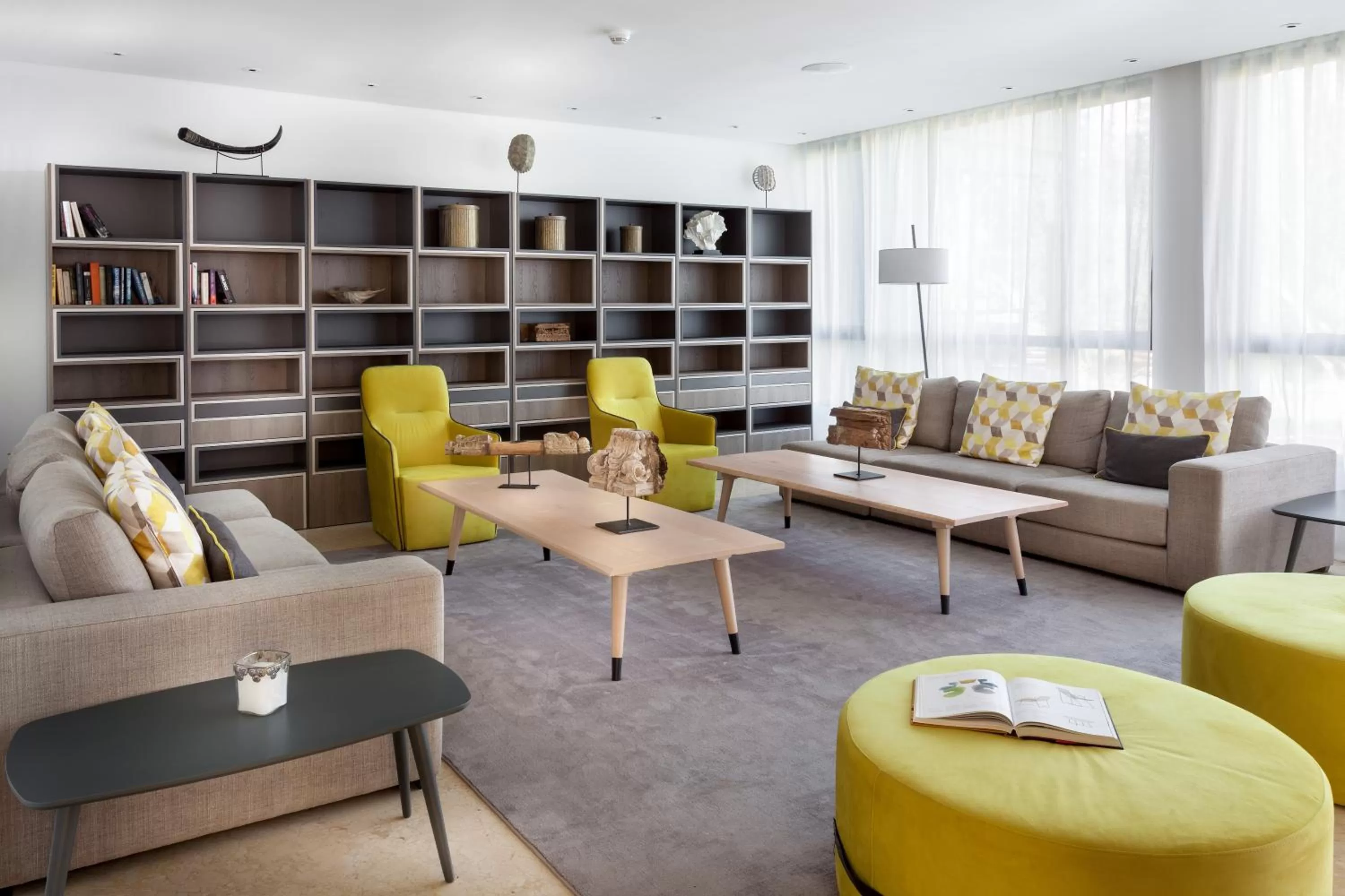 Library in TRH Taoro Garden - Only Adults