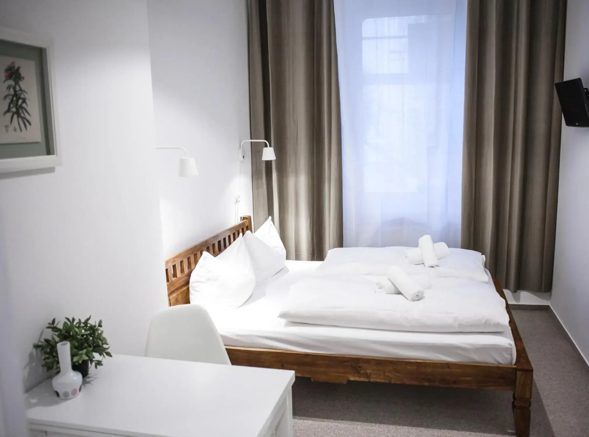 Double Room in Pension Absolut Berlin Double Room in Pension Absolut Berlin