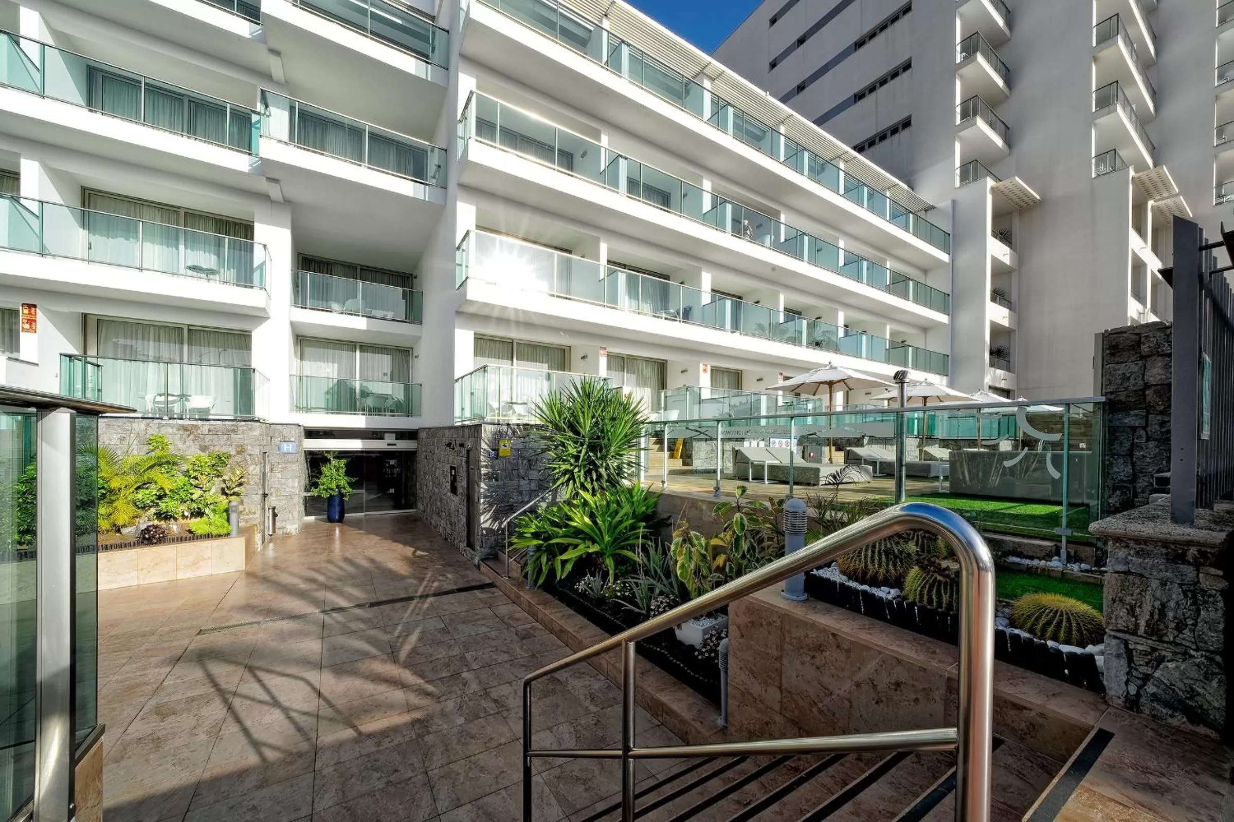 Property building in Morasol Suites